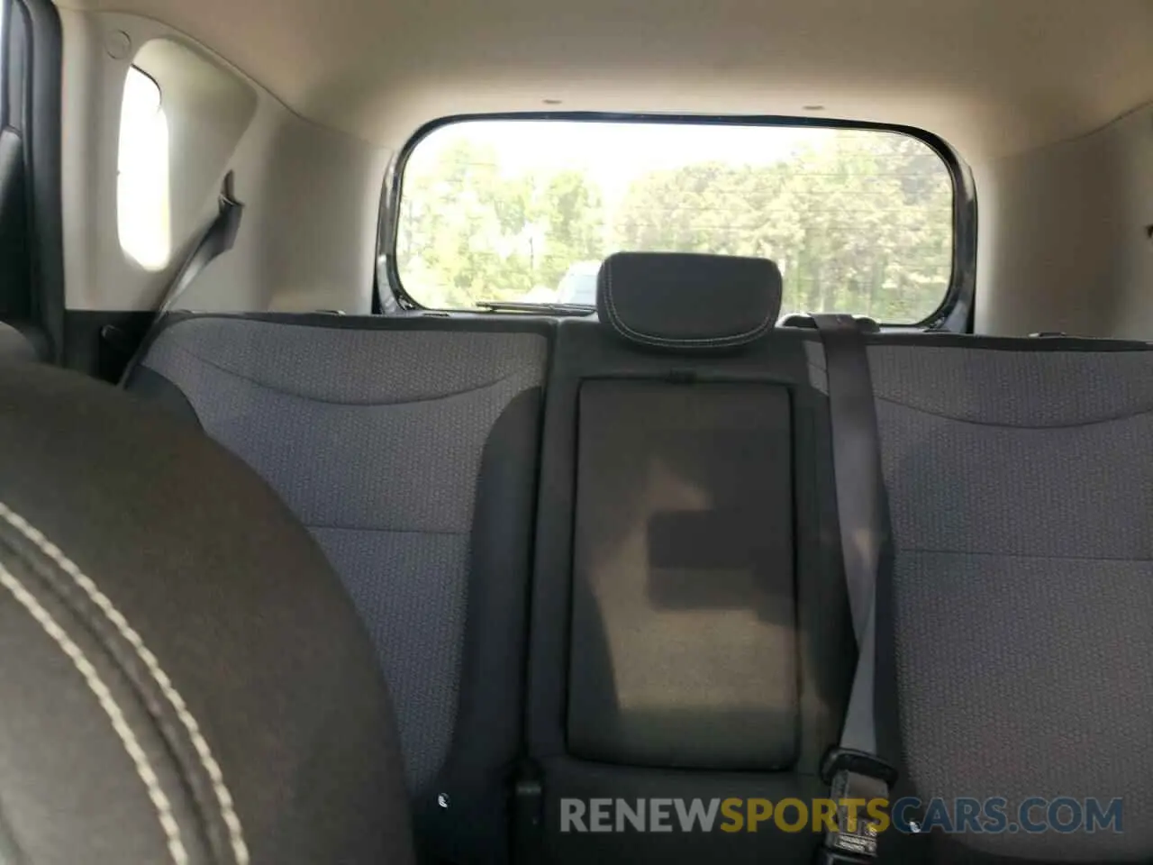 10 Photograph of a damaged car KNDJP3A51K7648355 KIA SOUL 2019