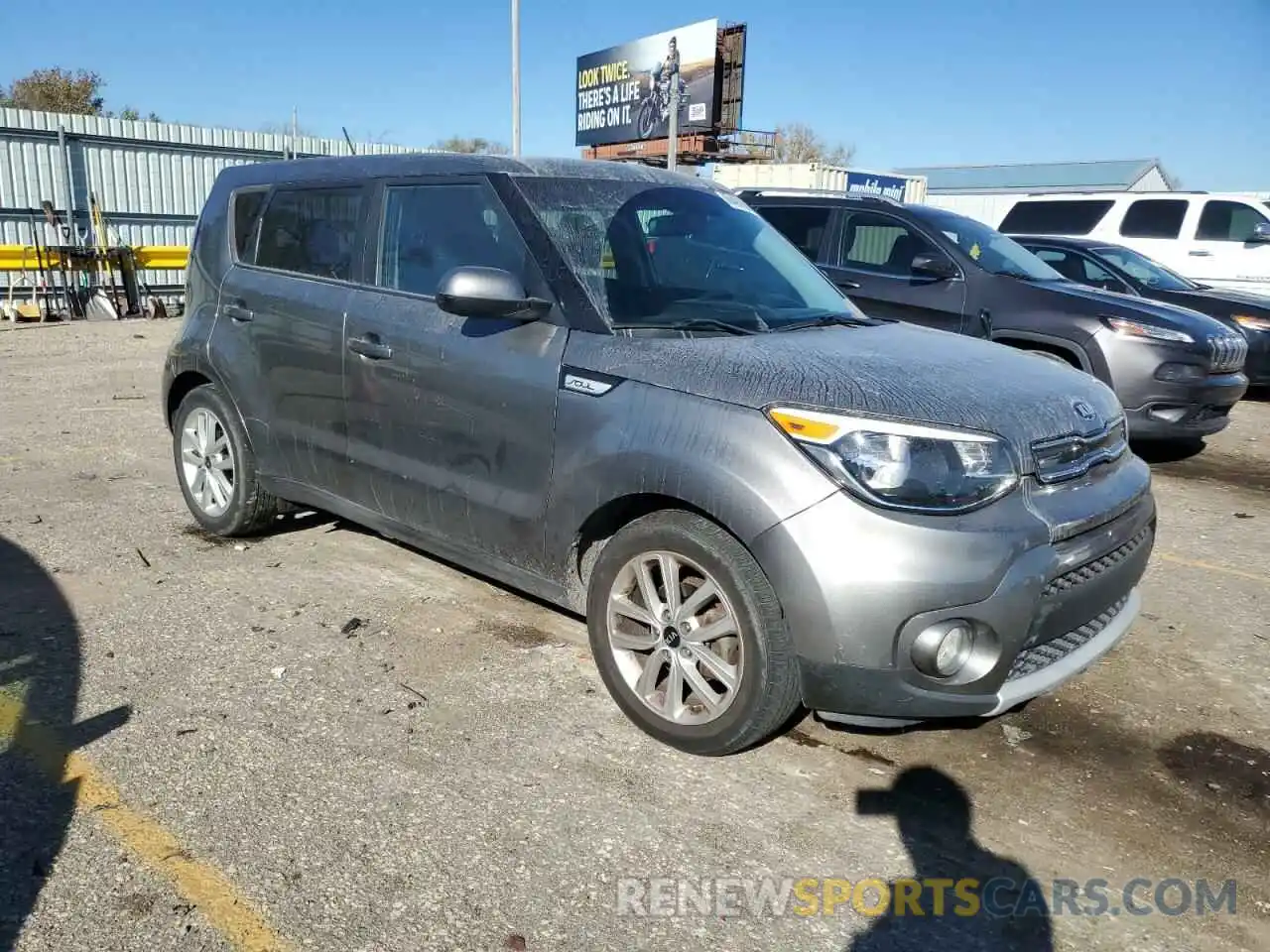 4 Photograph of a damaged car KNDJP3A51K7653992 KIA SOUL 2019