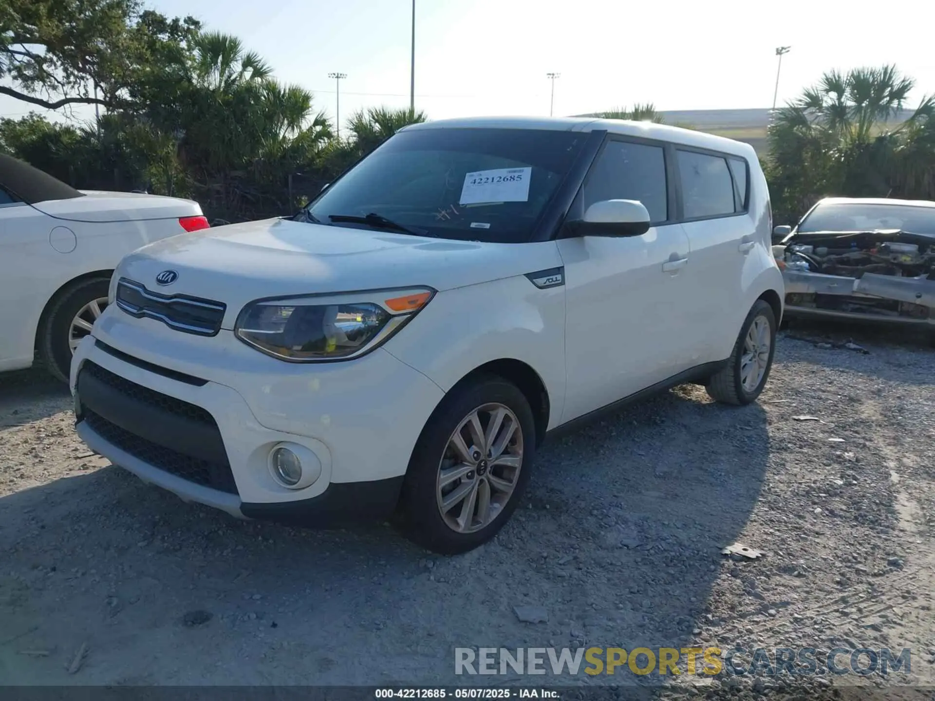 2 Photograph of a damaged car KNDJP3A51K7675474 KIA SOUL 2019