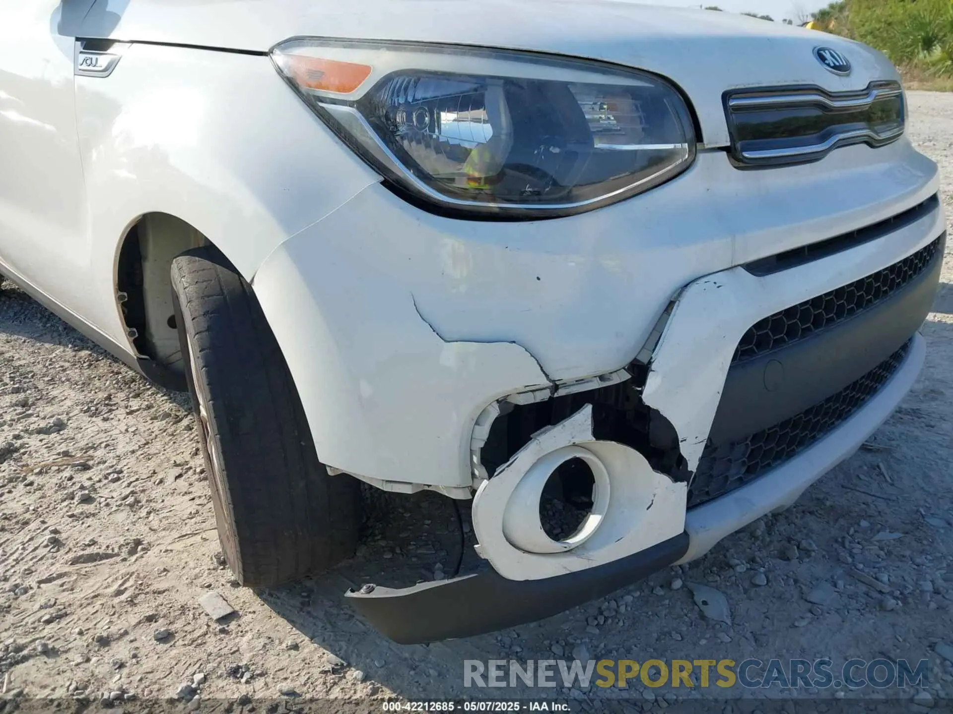 6 Photograph of a damaged car KNDJP3A51K7675474 KIA SOUL 2019