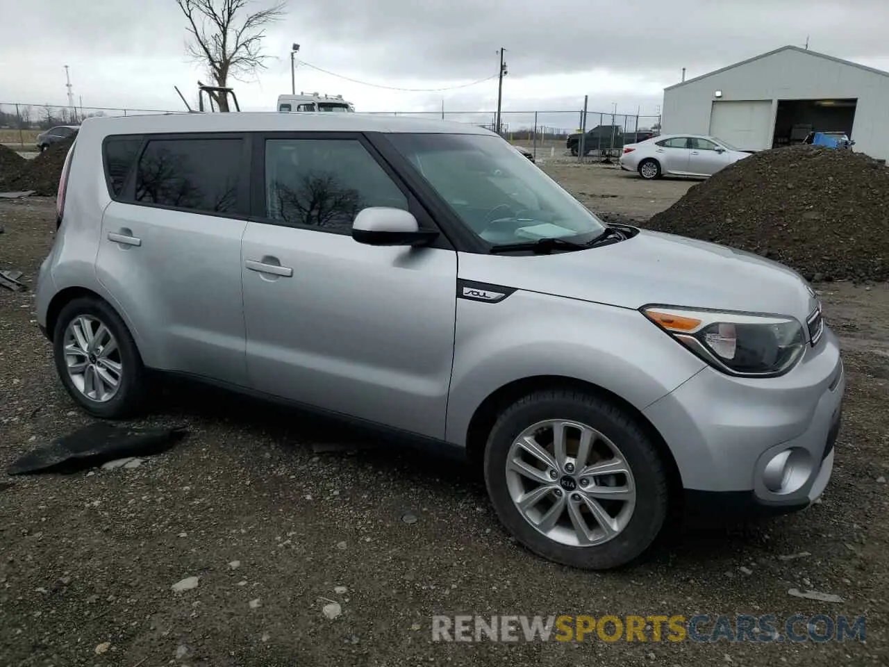 4 Photograph of a damaged car KNDJP3A51K7678360 KIA SOUL 2019