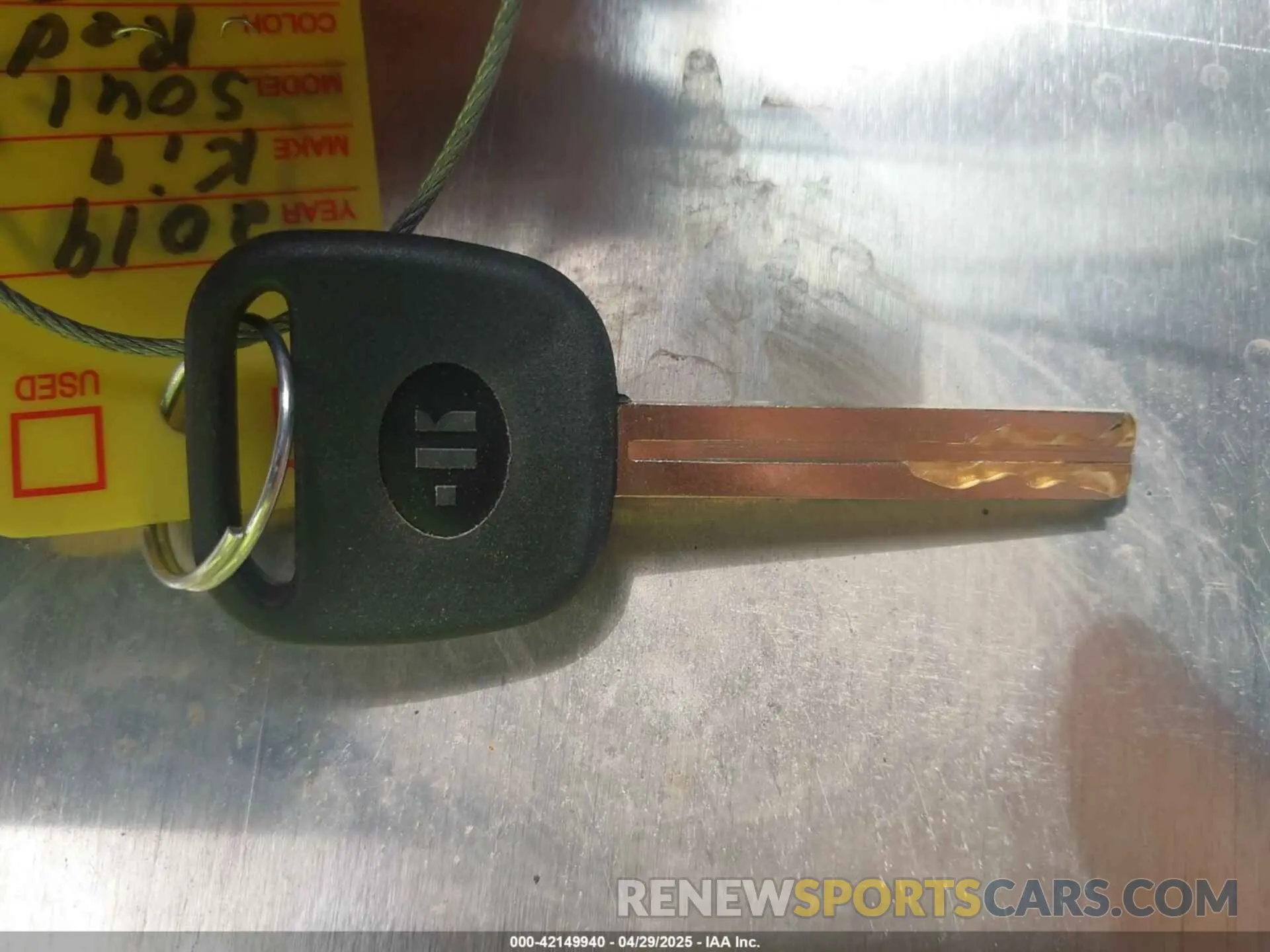 11 Photograph of a damaged car KNDJP3A51K7689584 KIA SOUL 2019