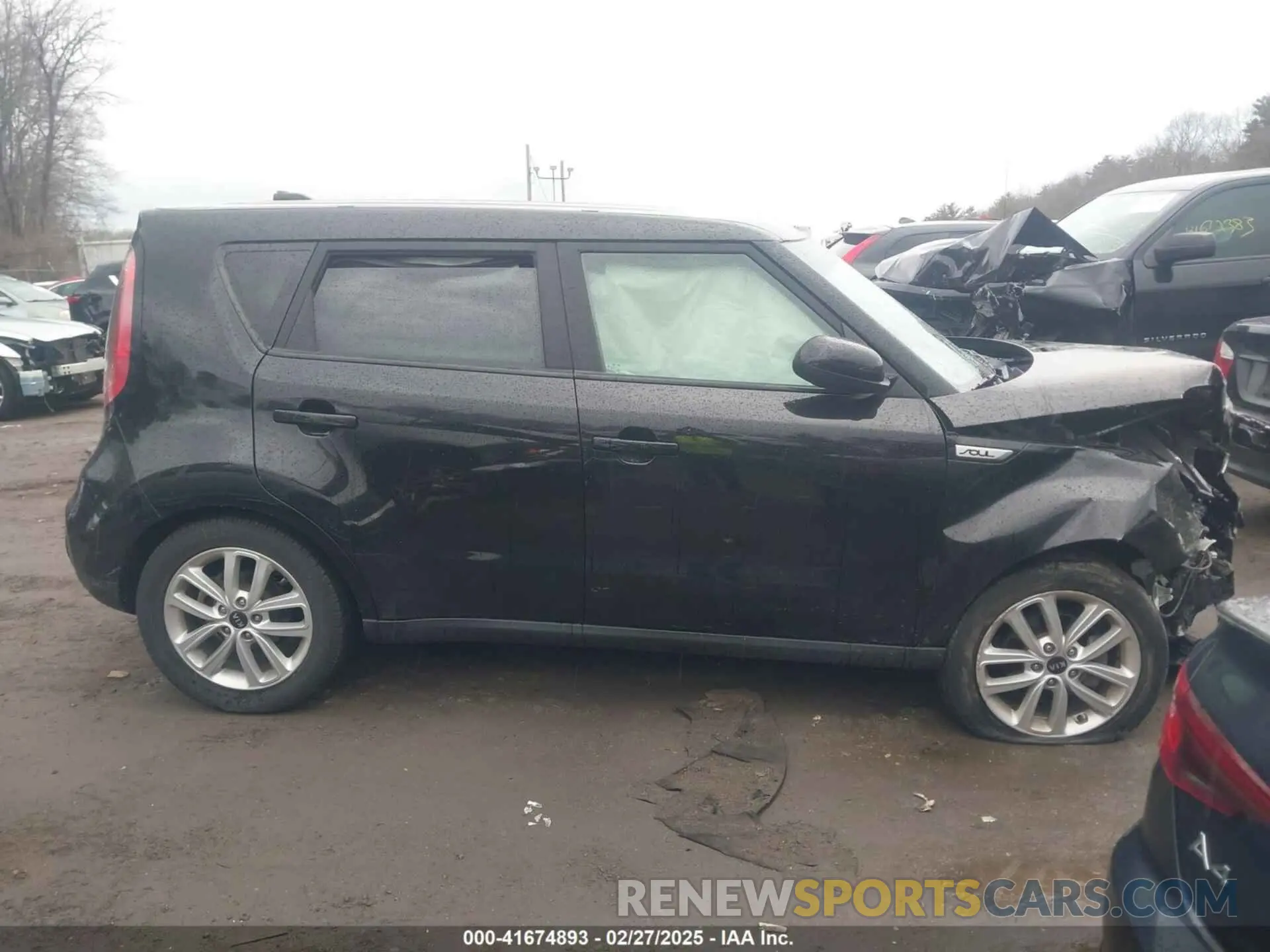 13 Photograph of a damaged car KNDJP3A51K7913226 KIA SOUL 2019