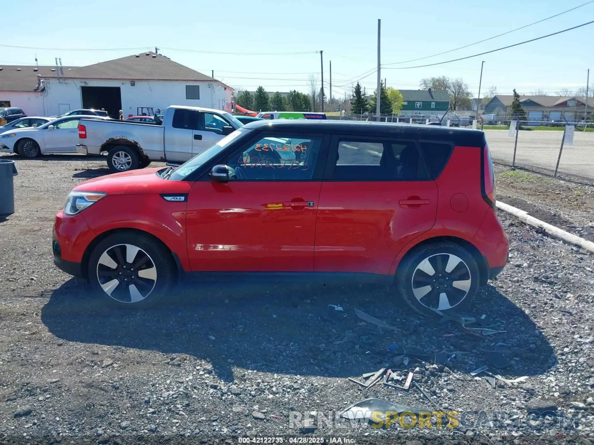 14 Photograph of a damaged car KNDJP3A52K7646713 KIA SOUL 2019