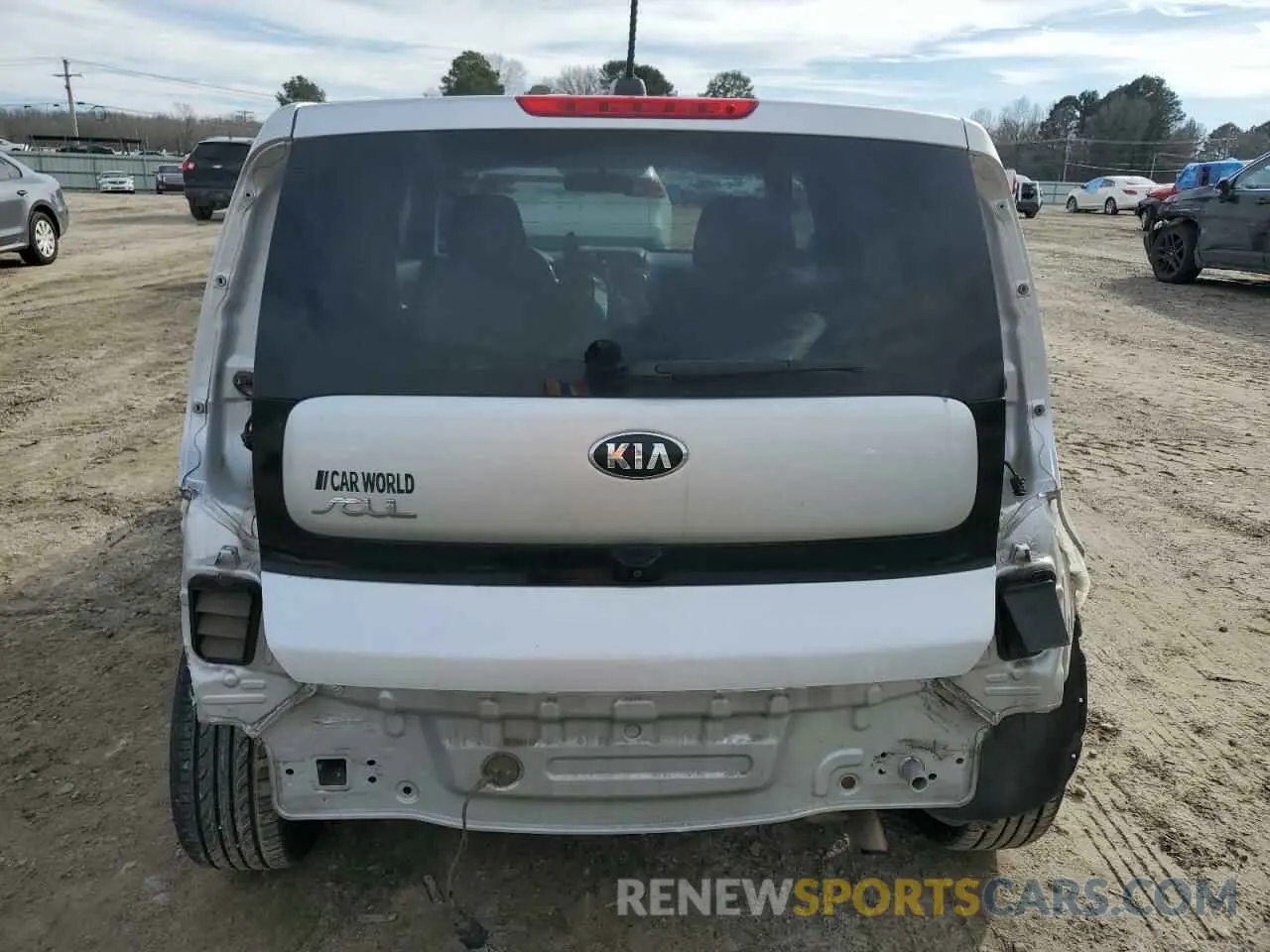 6 Photograph of a damaged car KNDJP3A52K7690257 KIA SOUL 2019