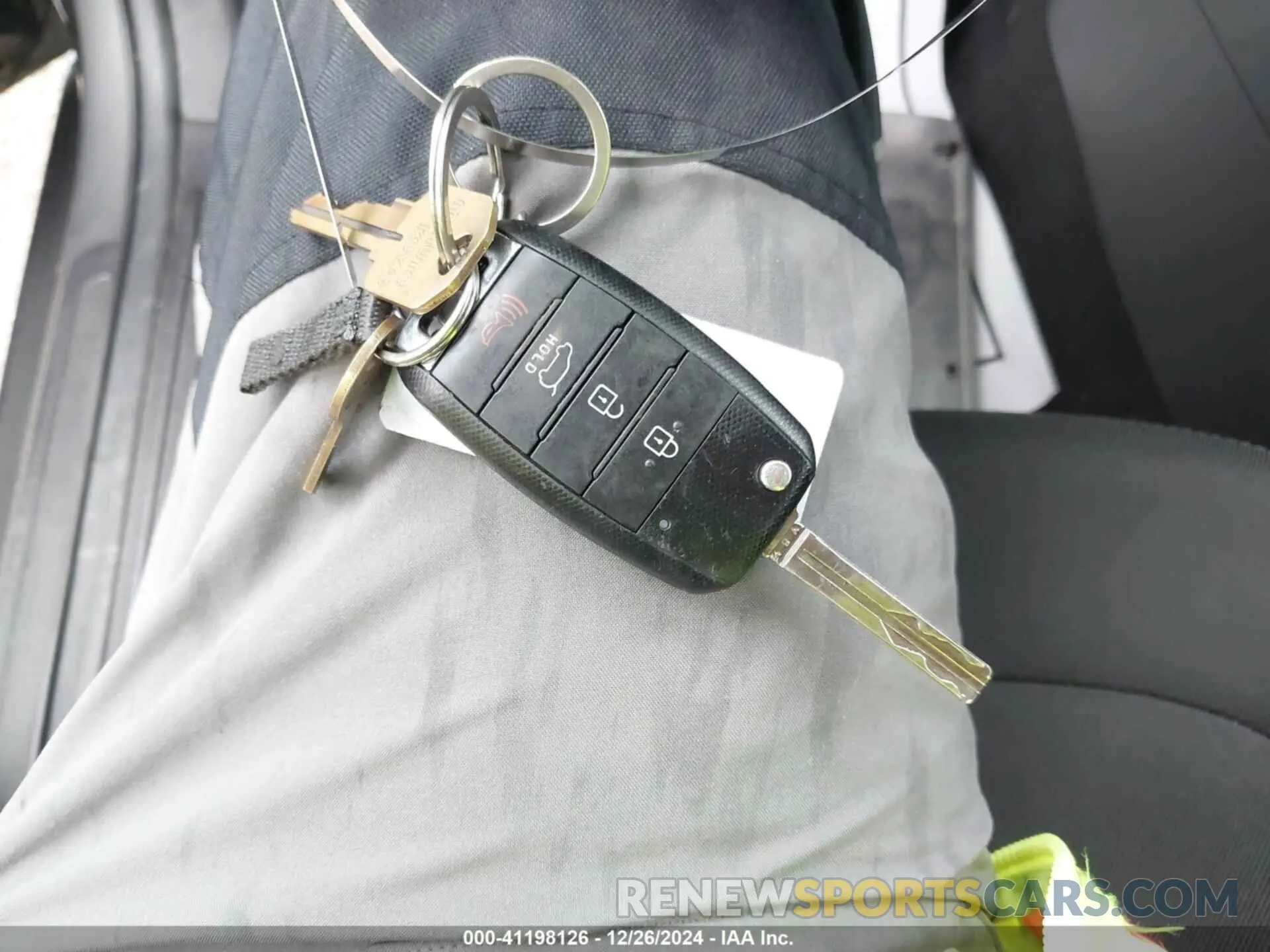 11 Photograph of a damaged car KNDJP3A53K7000127 KIA SOUL 2019