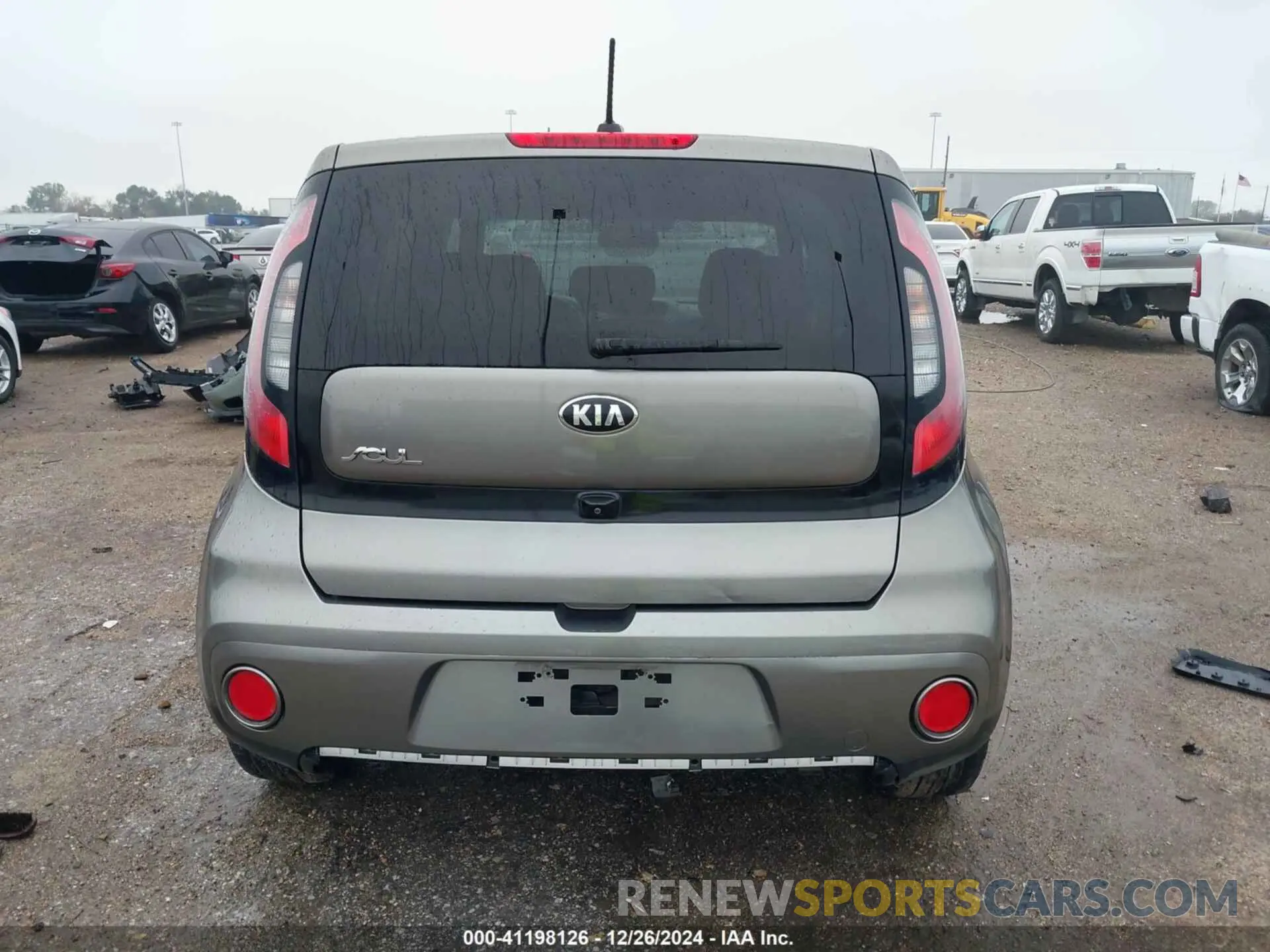 16 Photograph of a damaged car KNDJP3A53K7000127 KIA SOUL 2019