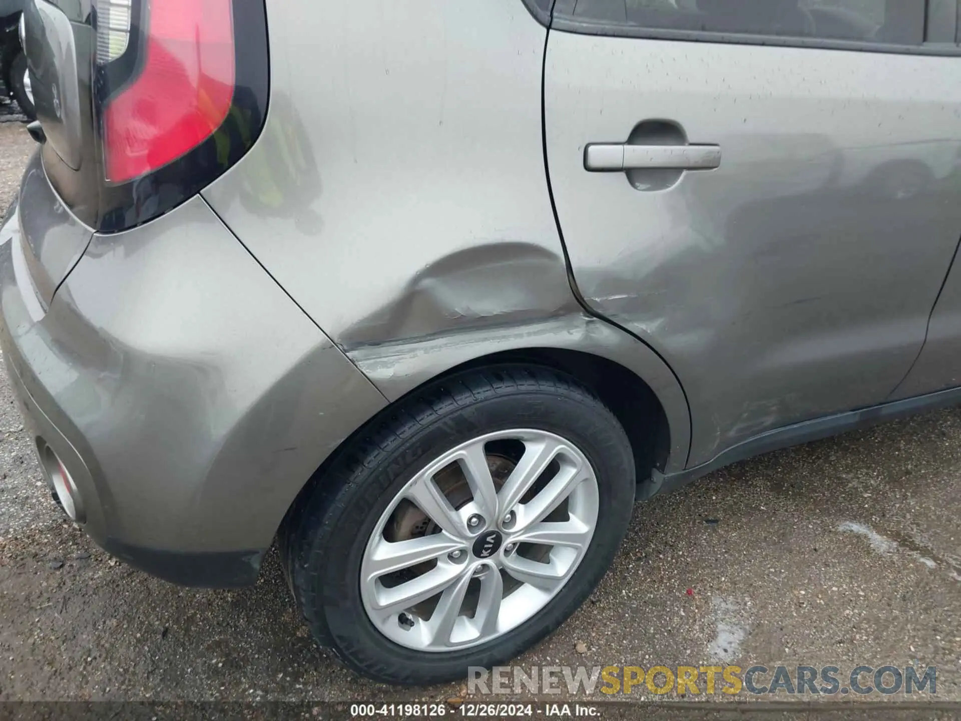 6 Photograph of a damaged car KNDJP3A53K7000127 KIA SOUL 2019
