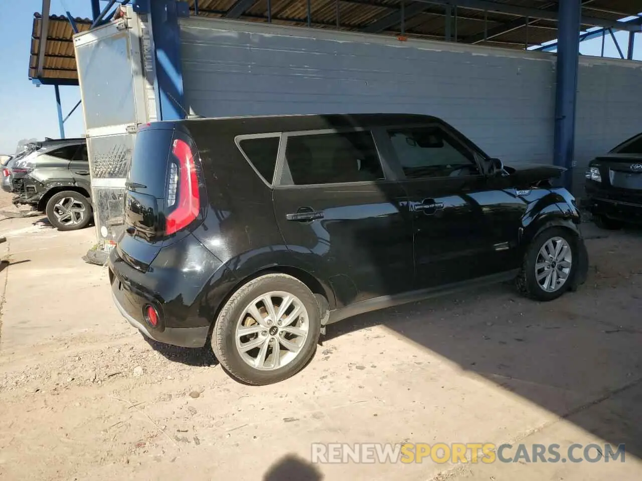 3 Photograph of a damaged car KNDJP3A53K7000970 KIA SOUL 2019