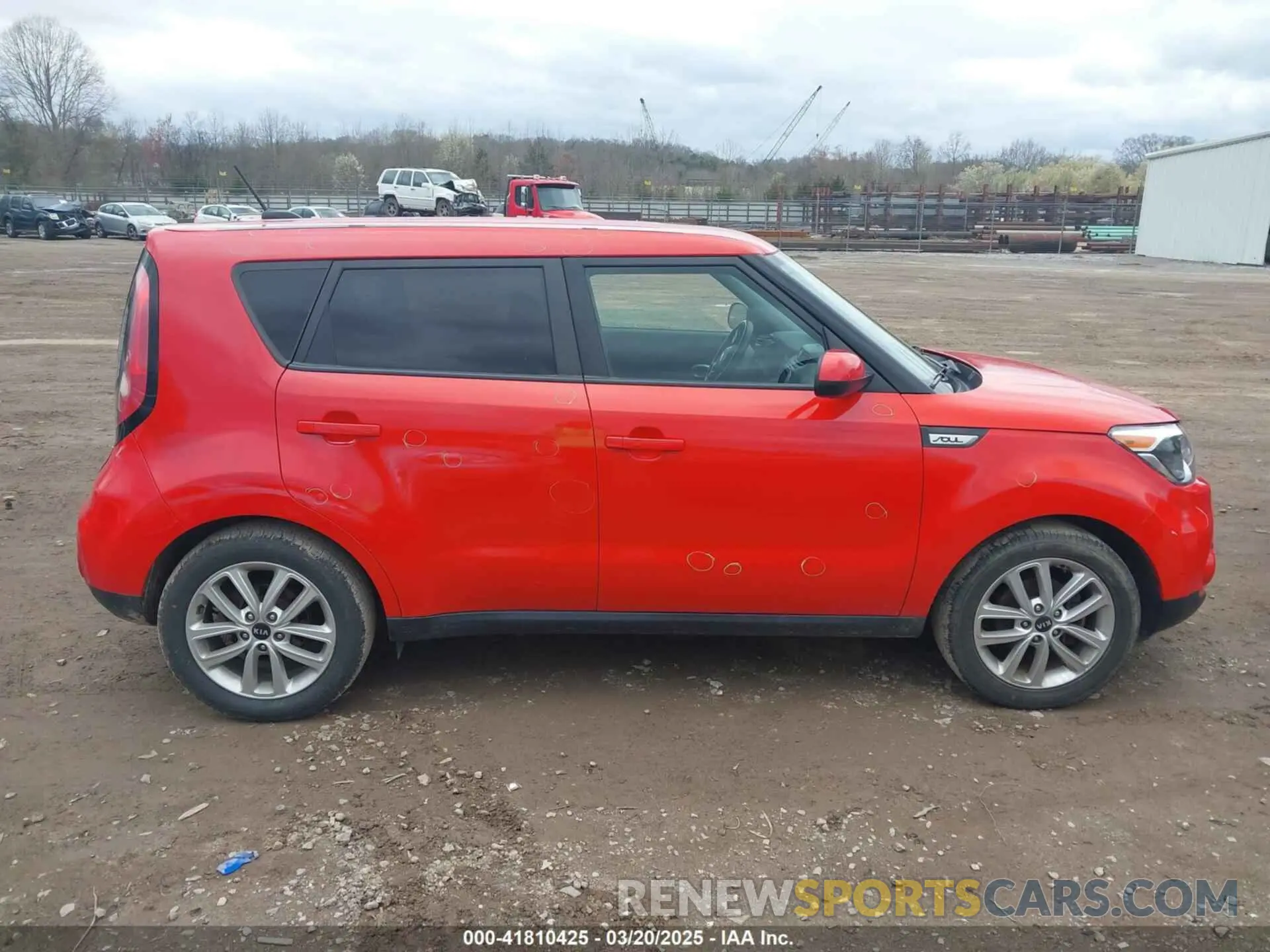 13 Photograph of a damaged car KNDJP3A53K7014657 KIA SOUL 2019