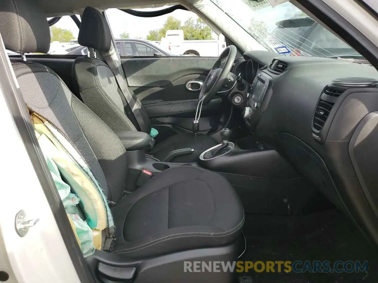 7 Photograph of a damaged car KNDJP3A54K7678031 KIA SOUL 2019