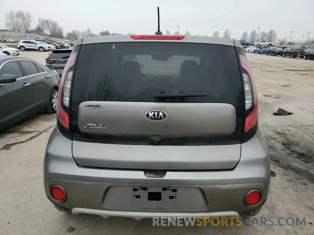 6 Photograph of a damaged car KNDJP3A54K7698604 KIA SOUL 2019