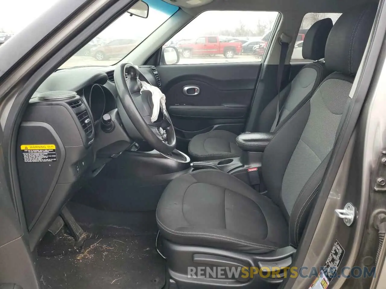 7 Photograph of a damaged car KNDJP3A54K7698604 KIA SOUL 2019