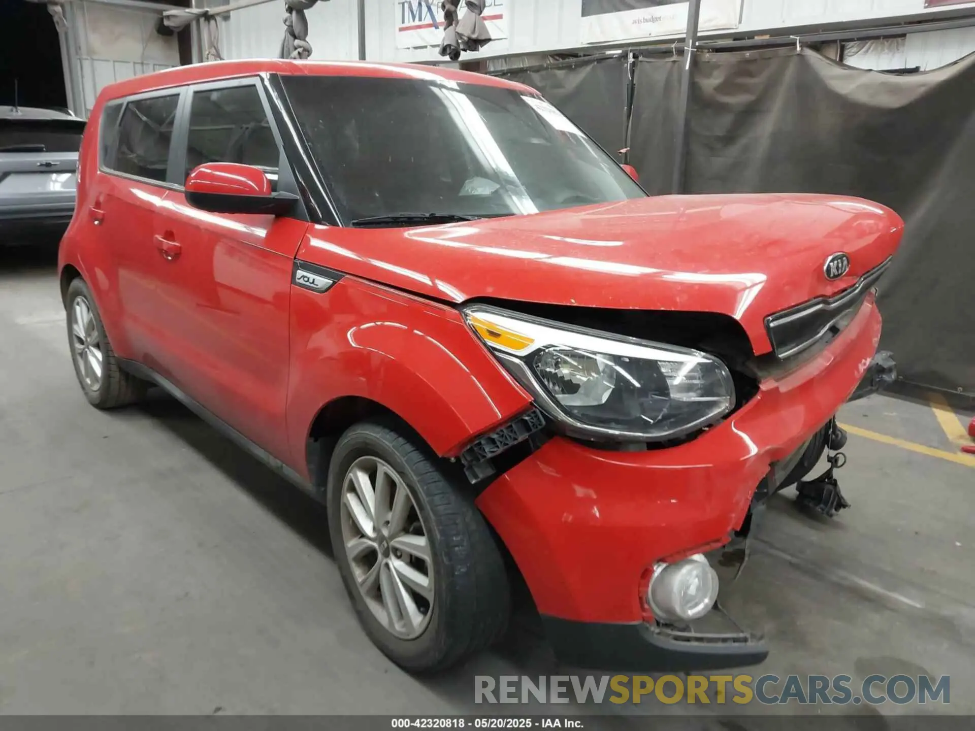 1 Photograph of a damaged car KNDJP3A55K7002882 KIA SOUL 2019