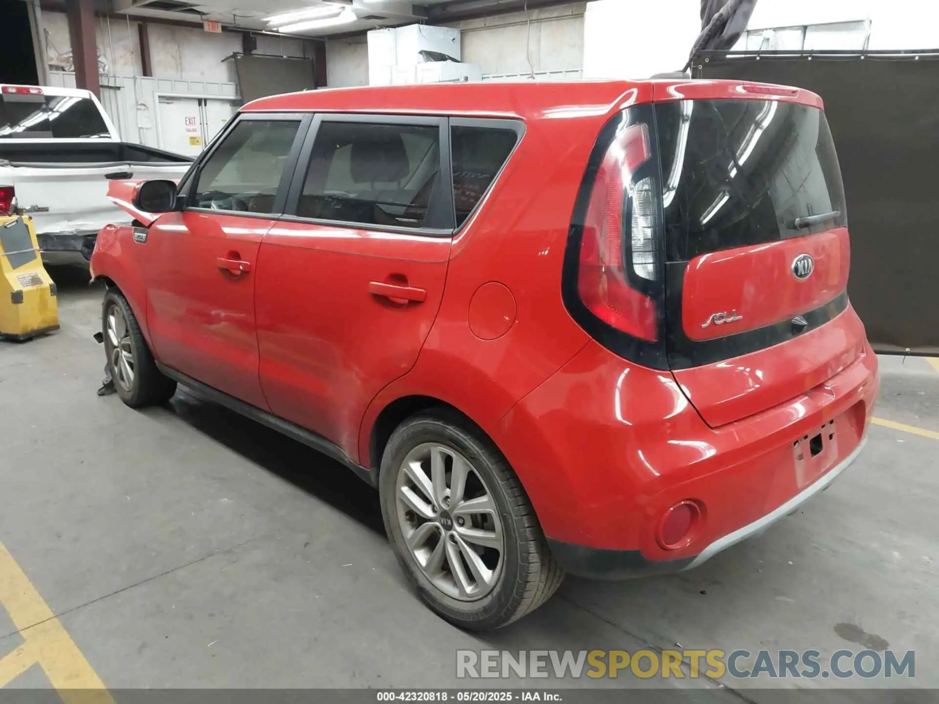 3 Photograph of a damaged car KNDJP3A55K7002882 KIA SOUL 2019