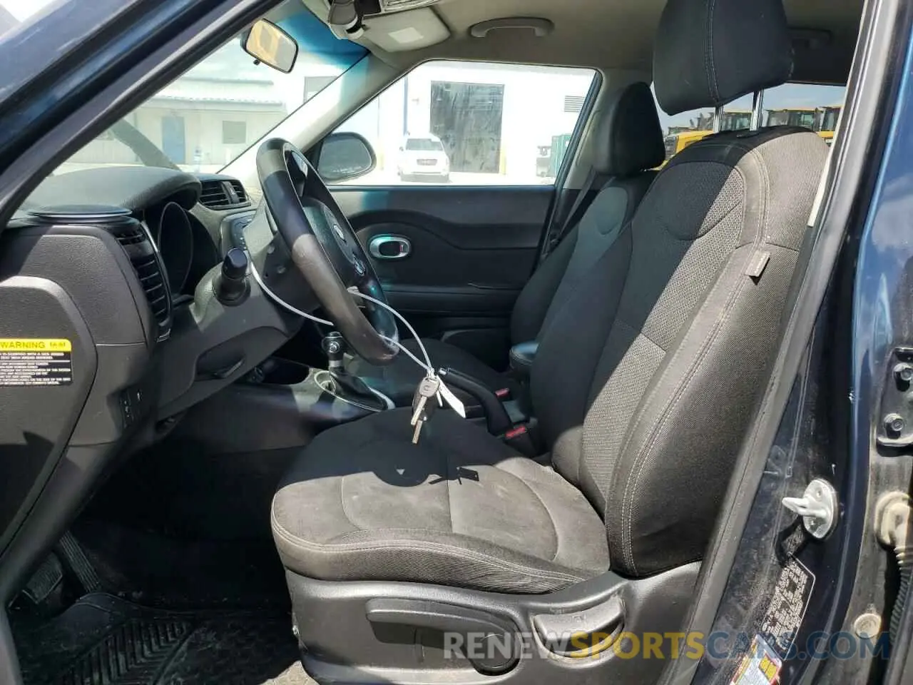 7 Photograph of a damaged car KNDJP3A55K7690687 KIA SOUL 2019