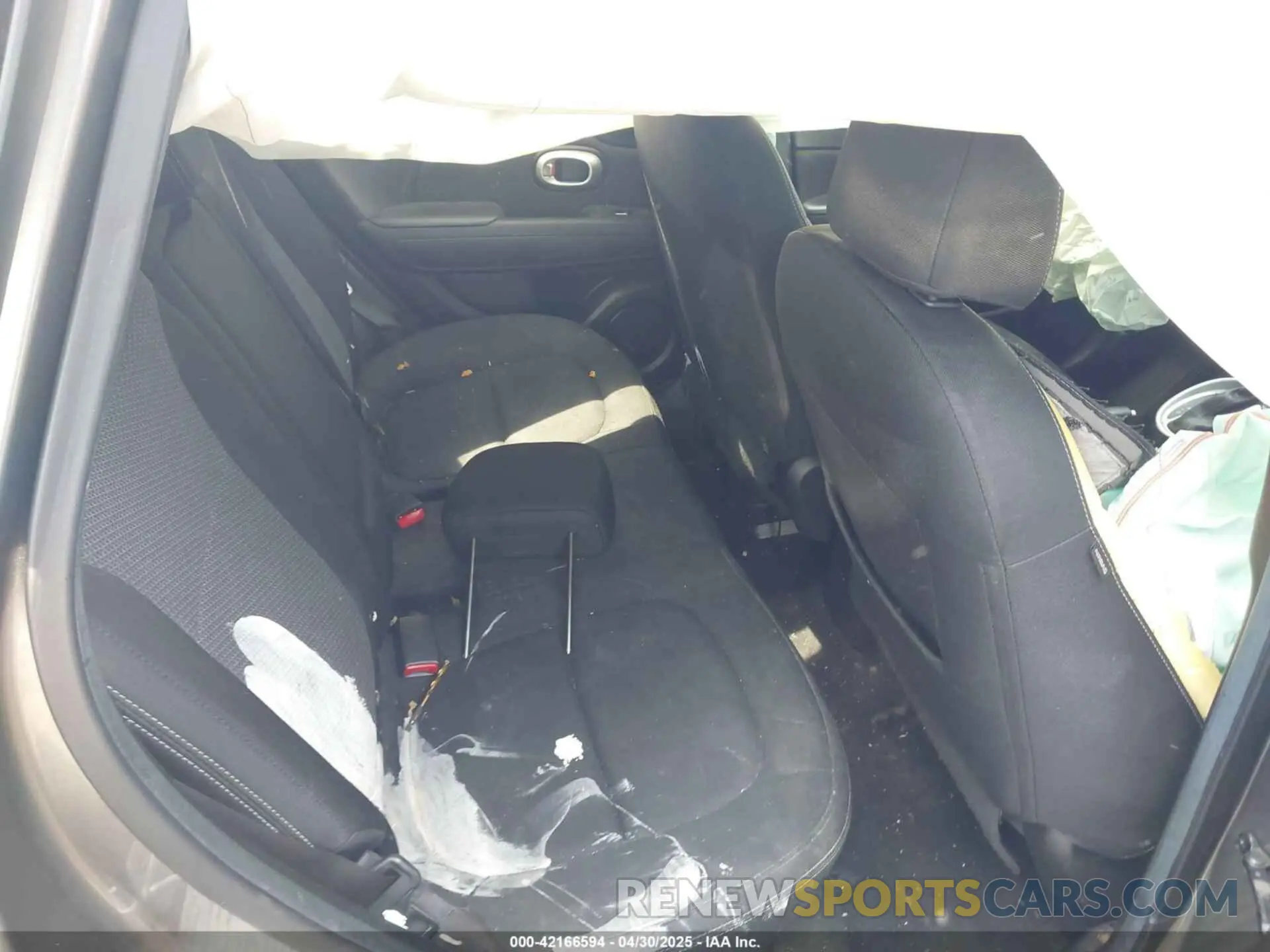 8 Photograph of a damaged car KNDJP3A56K7019870 KIA SOUL 2019