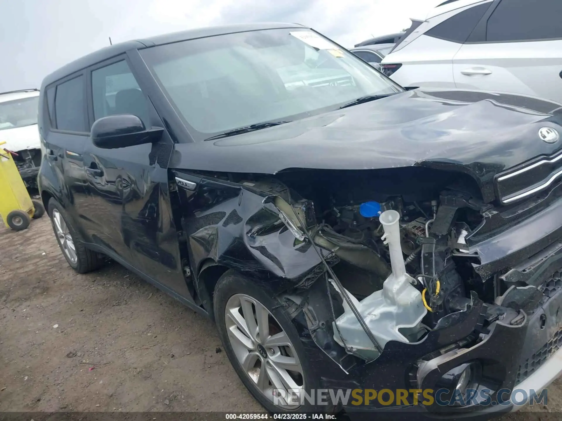 6 Photograph of a damaged car KNDJP3A56K7020842 KIA SOUL 2019
