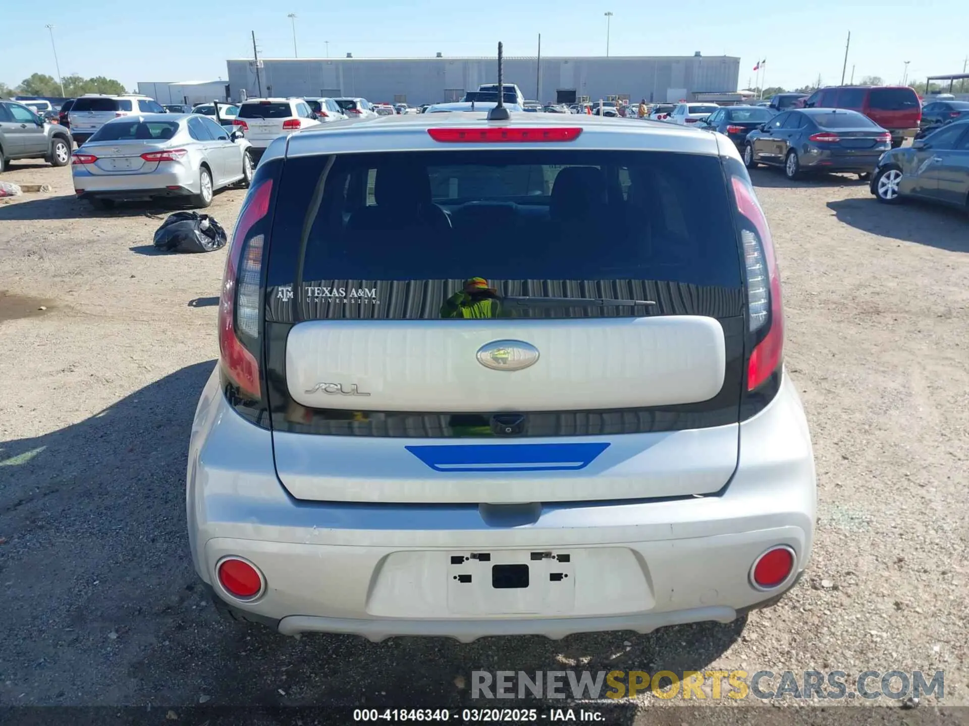 16 Photograph of a damaged car KNDJP3A56K7639781 KIA SOUL 2019