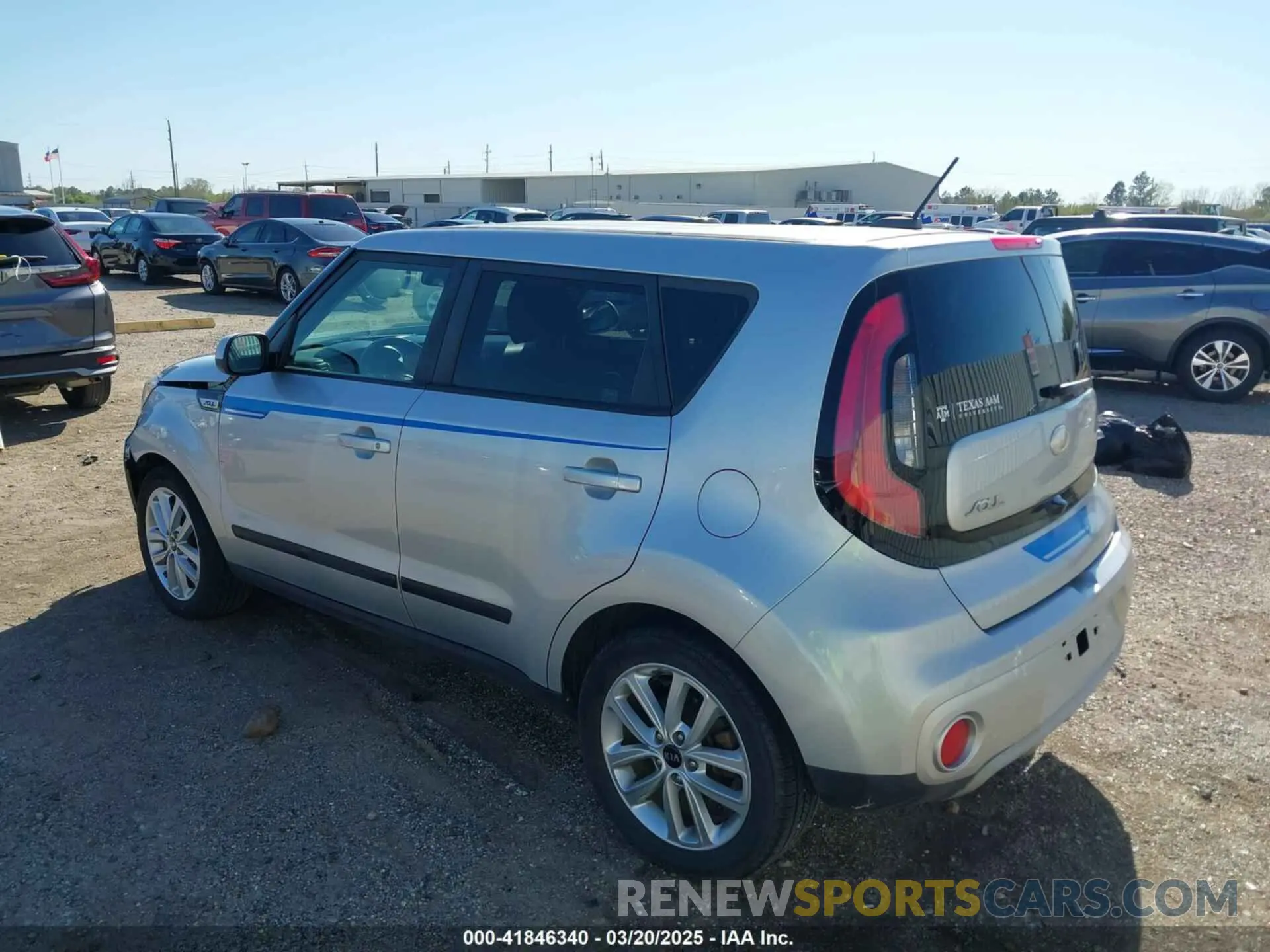 3 Photograph of a damaged car KNDJP3A56K7639781 KIA SOUL 2019