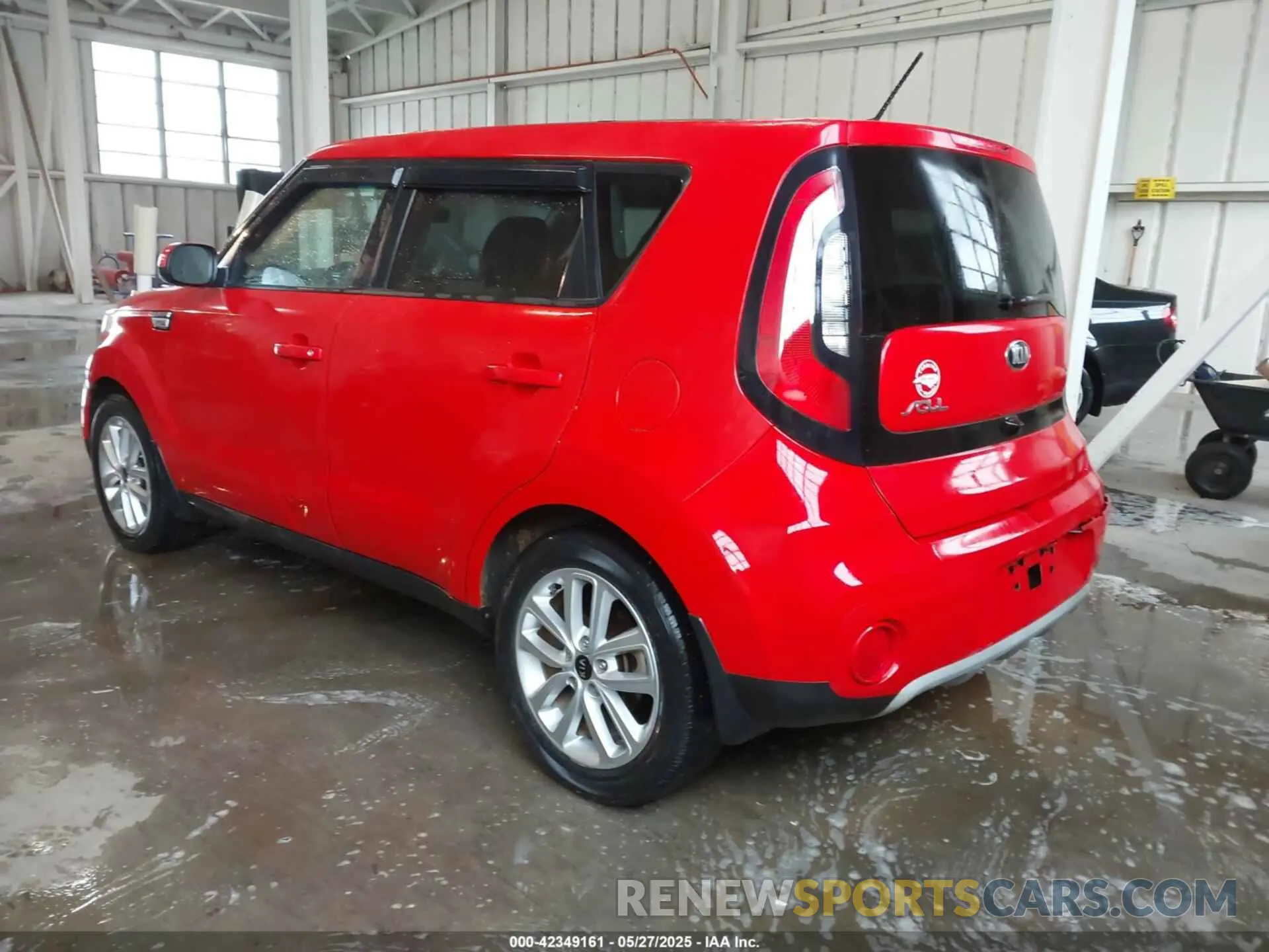 3 Photograph of a damaged car KNDJP3A56K7647704 KIA SOUL 2019