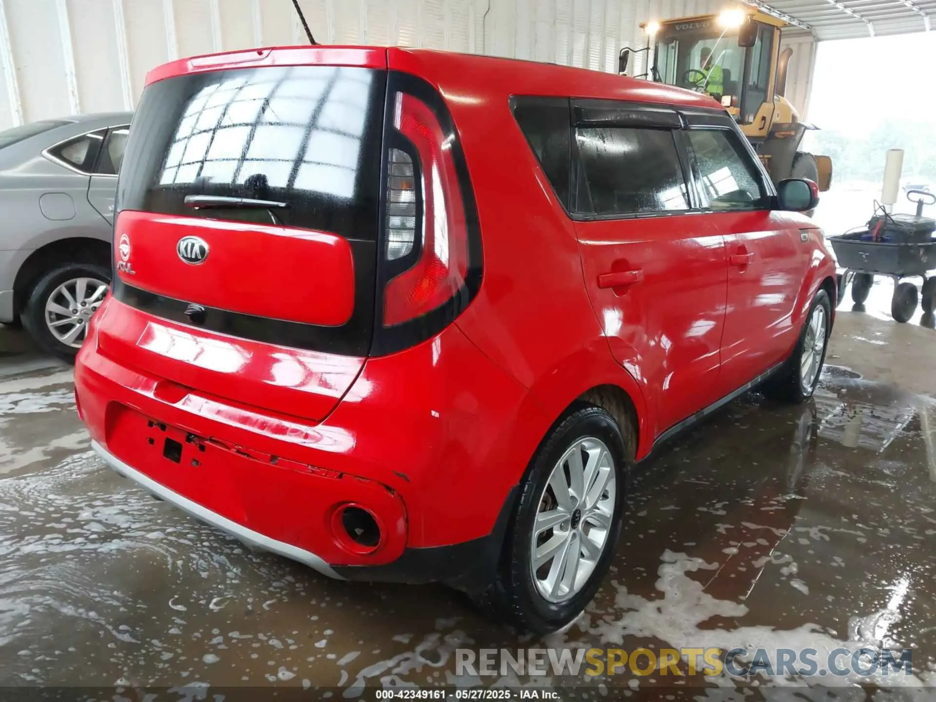 4 Photograph of a damaged car KNDJP3A56K7647704 KIA SOUL 2019