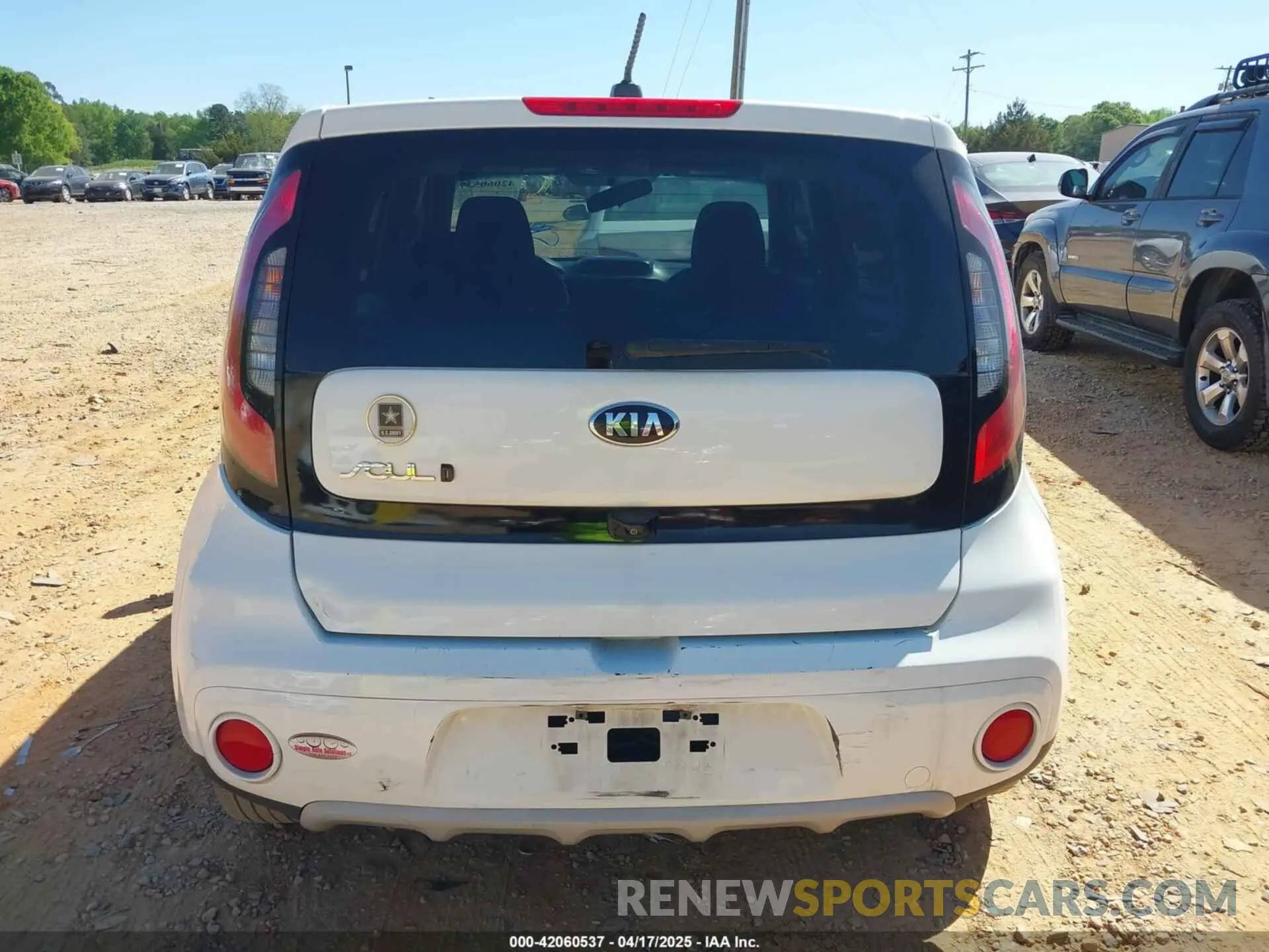 16 Photograph of a damaged car KNDJP3A56K7673994 KIA SOUL 2019