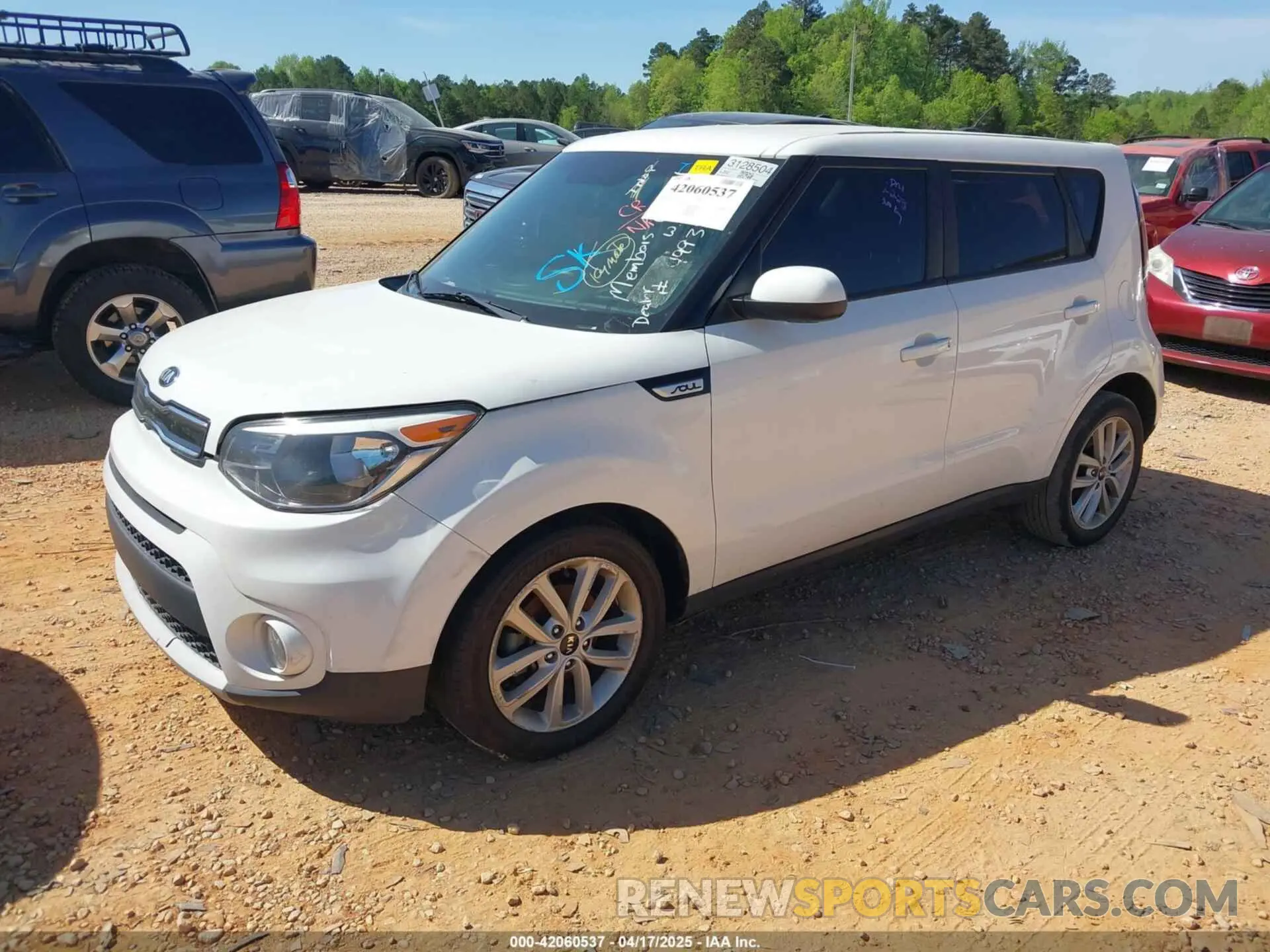 2 Photograph of a damaged car KNDJP3A56K7673994 KIA SOUL 2019