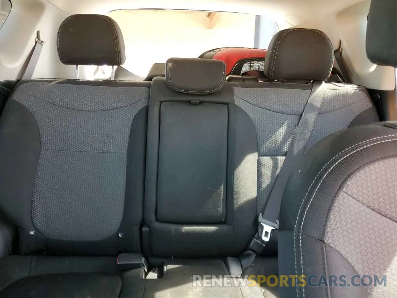 10 Photograph of a damaged car KNDJP3A56K7697938 KIA SOUL 2019