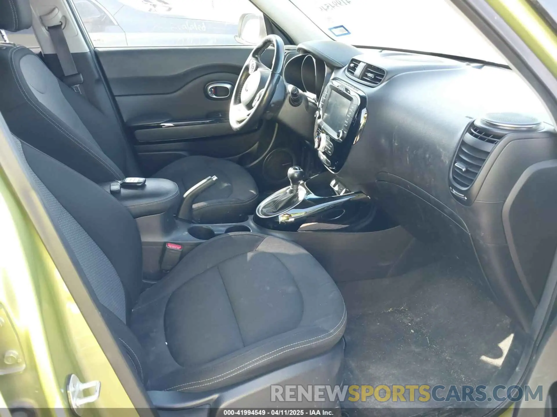 5 Photograph of a damaged car KNDJP3A56K7911035 KIA SOUL 2019