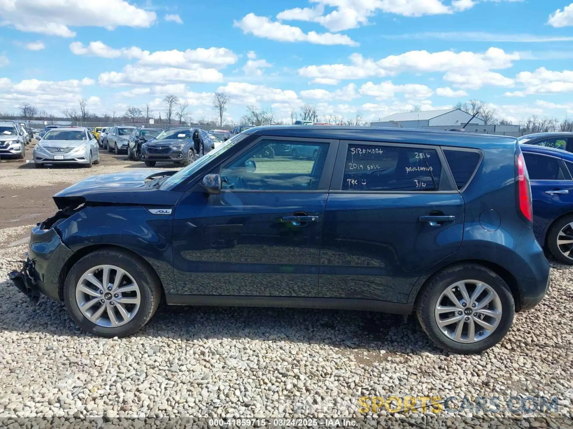 15 Photograph of a damaged car KNDJP3A57K7025855 KIA SOUL 2019