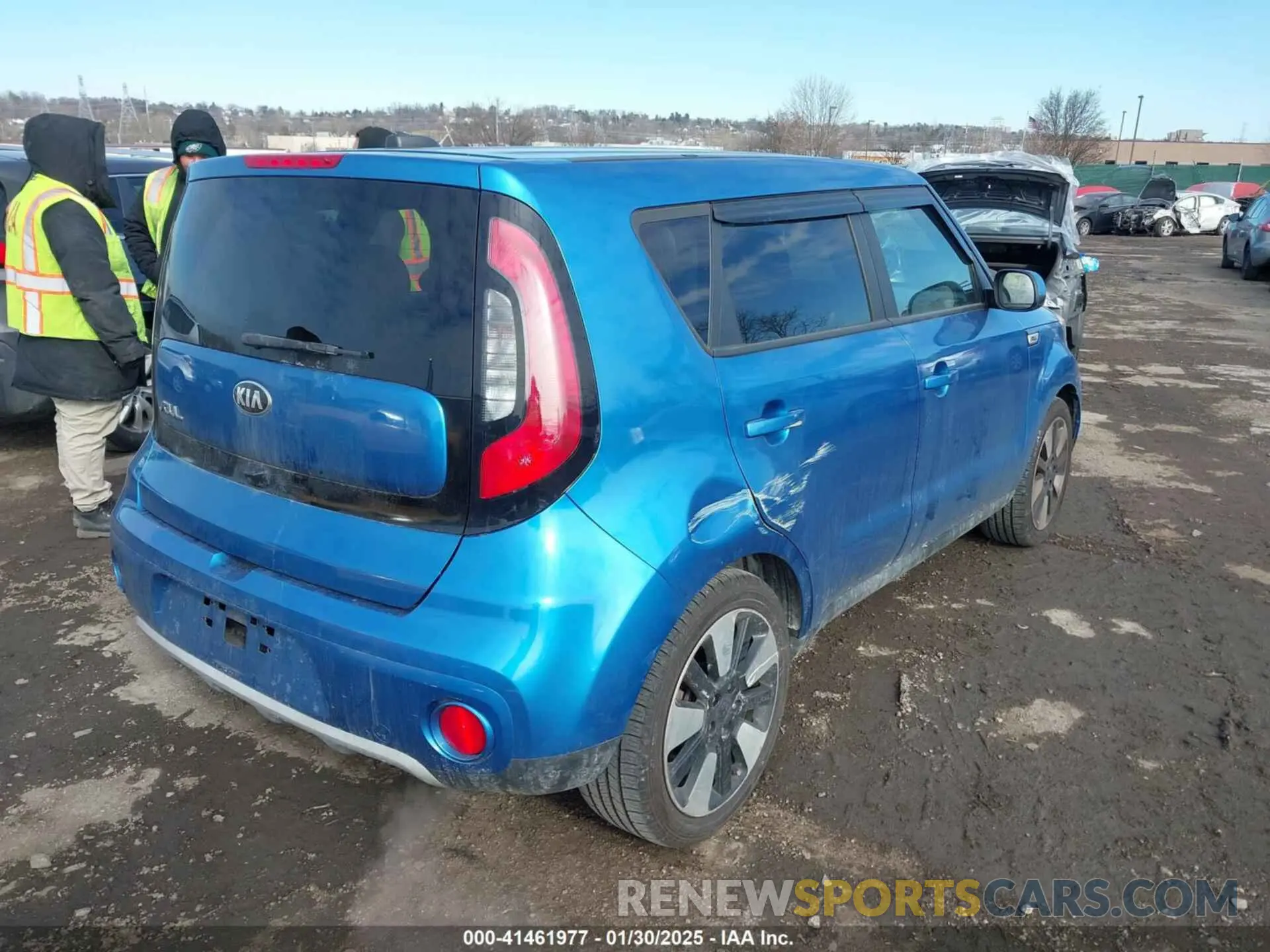 4 Photograph of a damaged car KNDJP3A57K7672479 KIA SOUL 2019