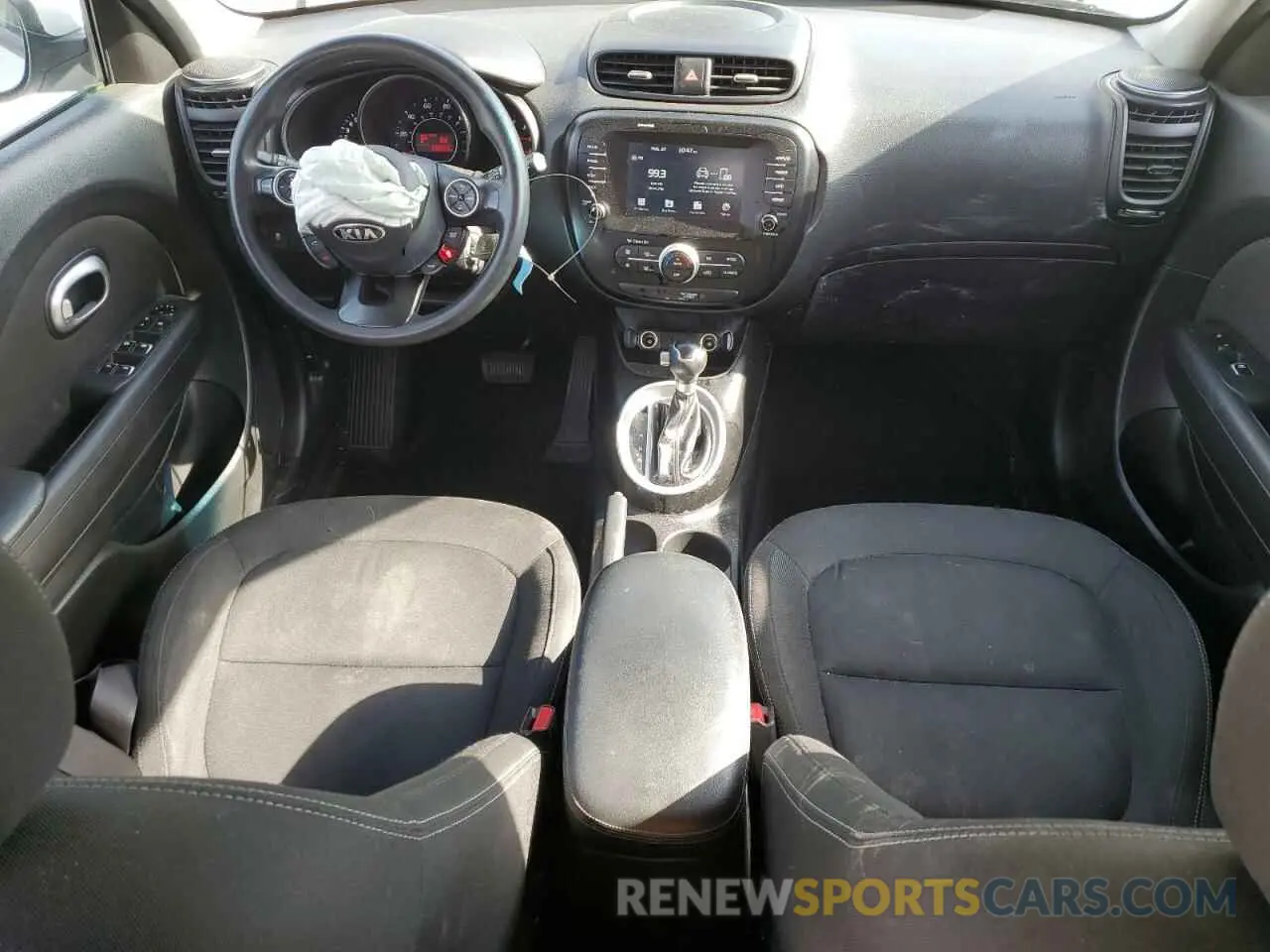 8 Photograph of a damaged car KNDJP3A57K7918043 KIA SOUL 2019