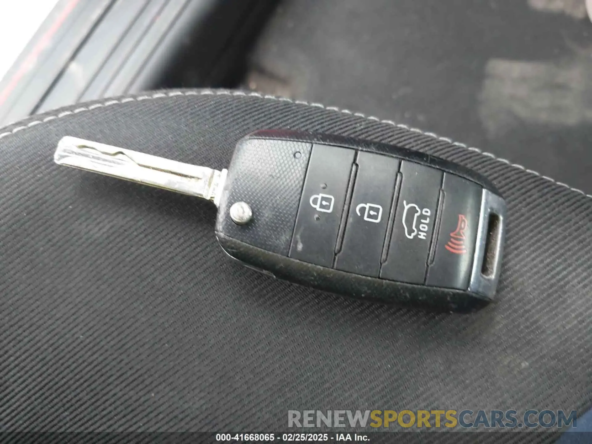 11 Photograph of a damaged car KNDJP3A58K7015495 KIA SOUL 2019