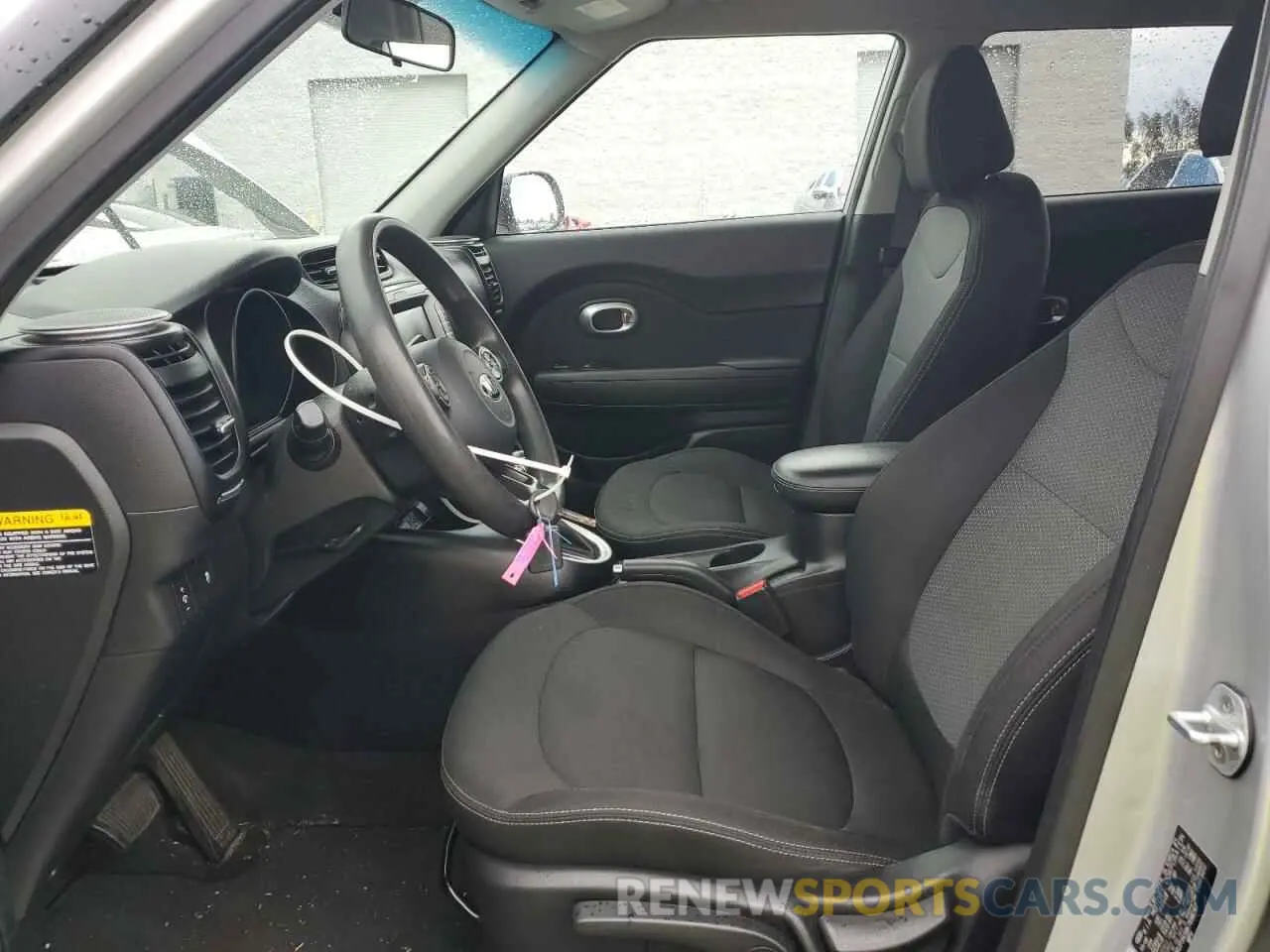 7 Photograph of a damaged car KNDJP3A58K7698797 KIA SOUL 2019