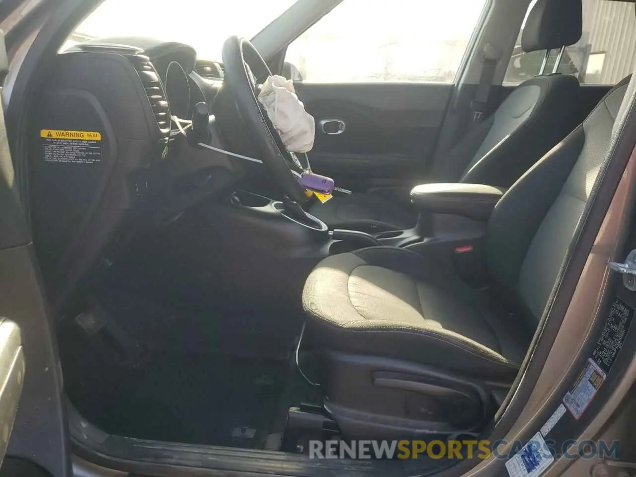 7 Photograph of a damaged car KNDJP3A58K7699481 KIA SOUL 2019