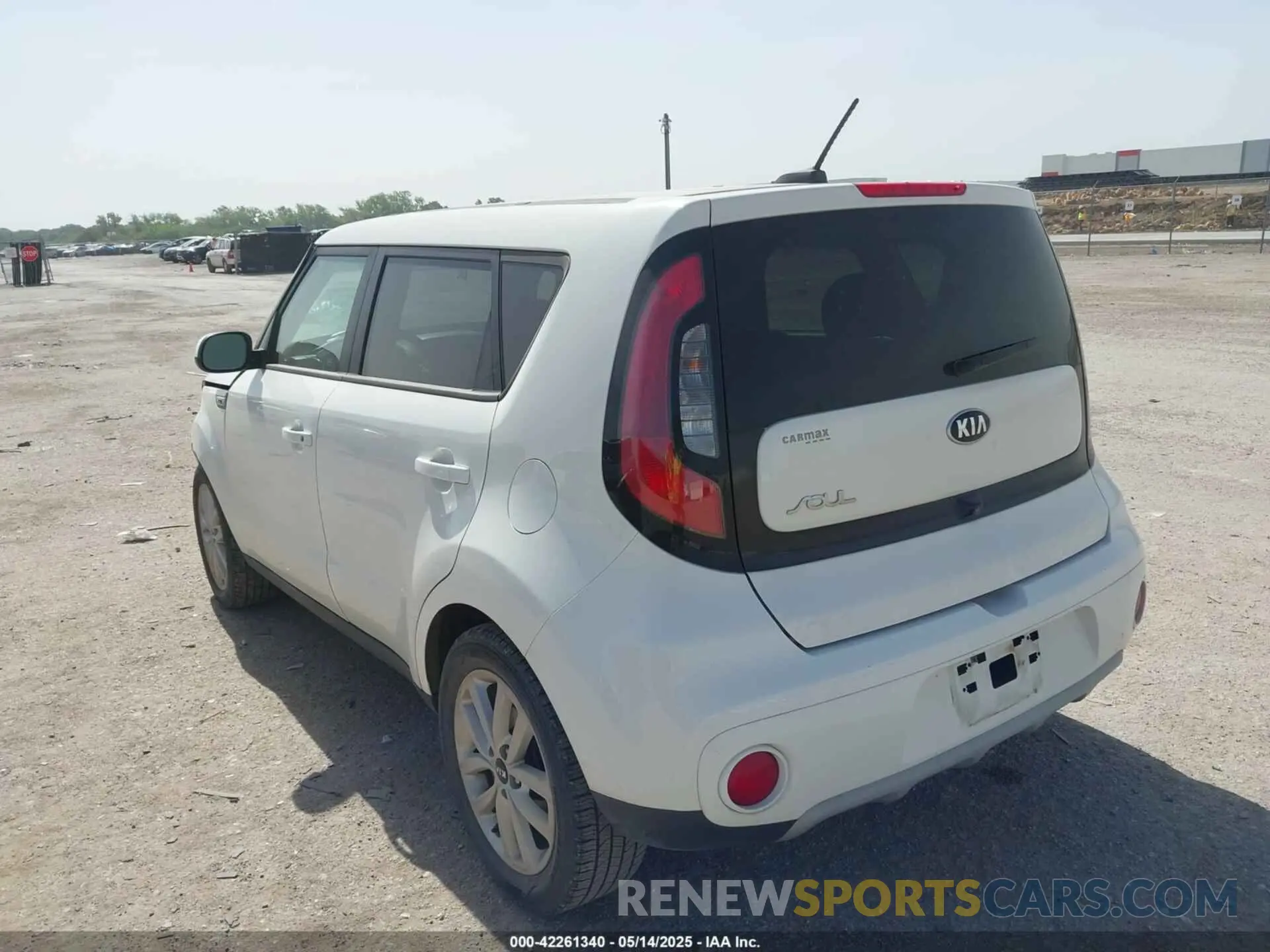 3 Photograph of a damaged car KNDJP3A59K7698145 KIA SOUL 2019