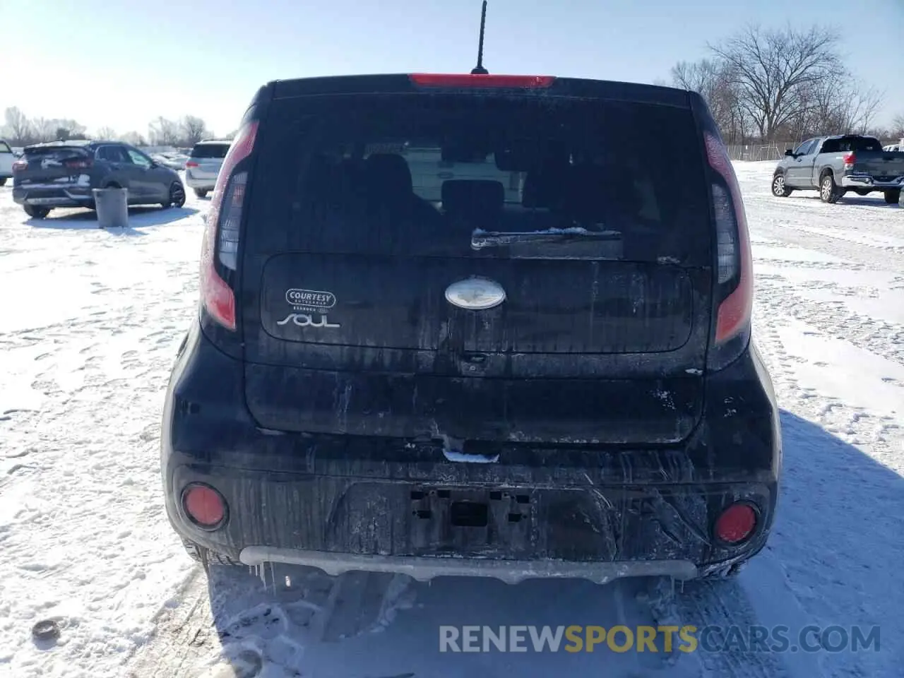 6 Photograph of a damaged car KNDJP3A59K7915015 KIA SOUL 2019