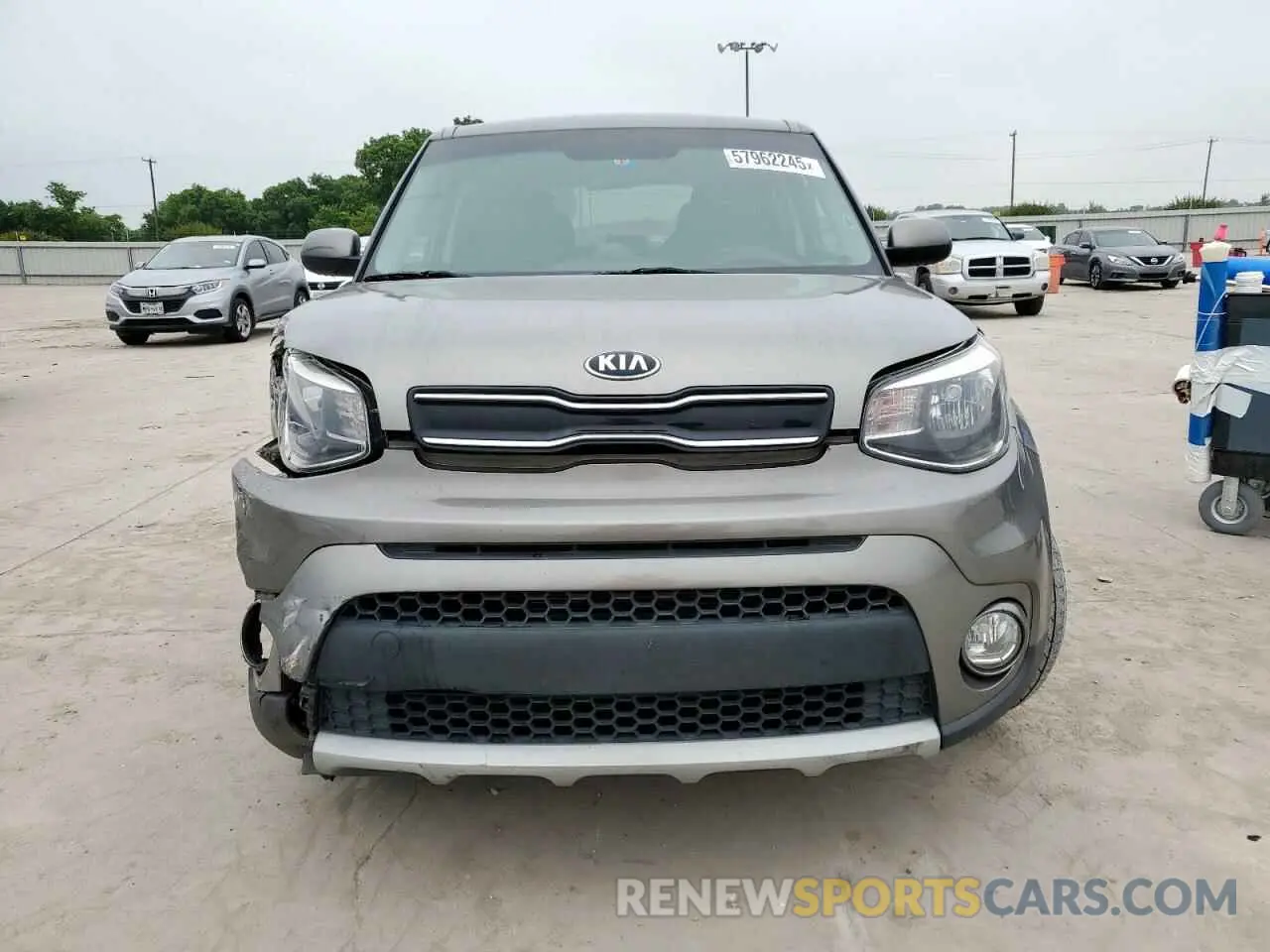 5 Photograph of a damaged car KNDJP3A5XK7629576 KIA SOUL 2019