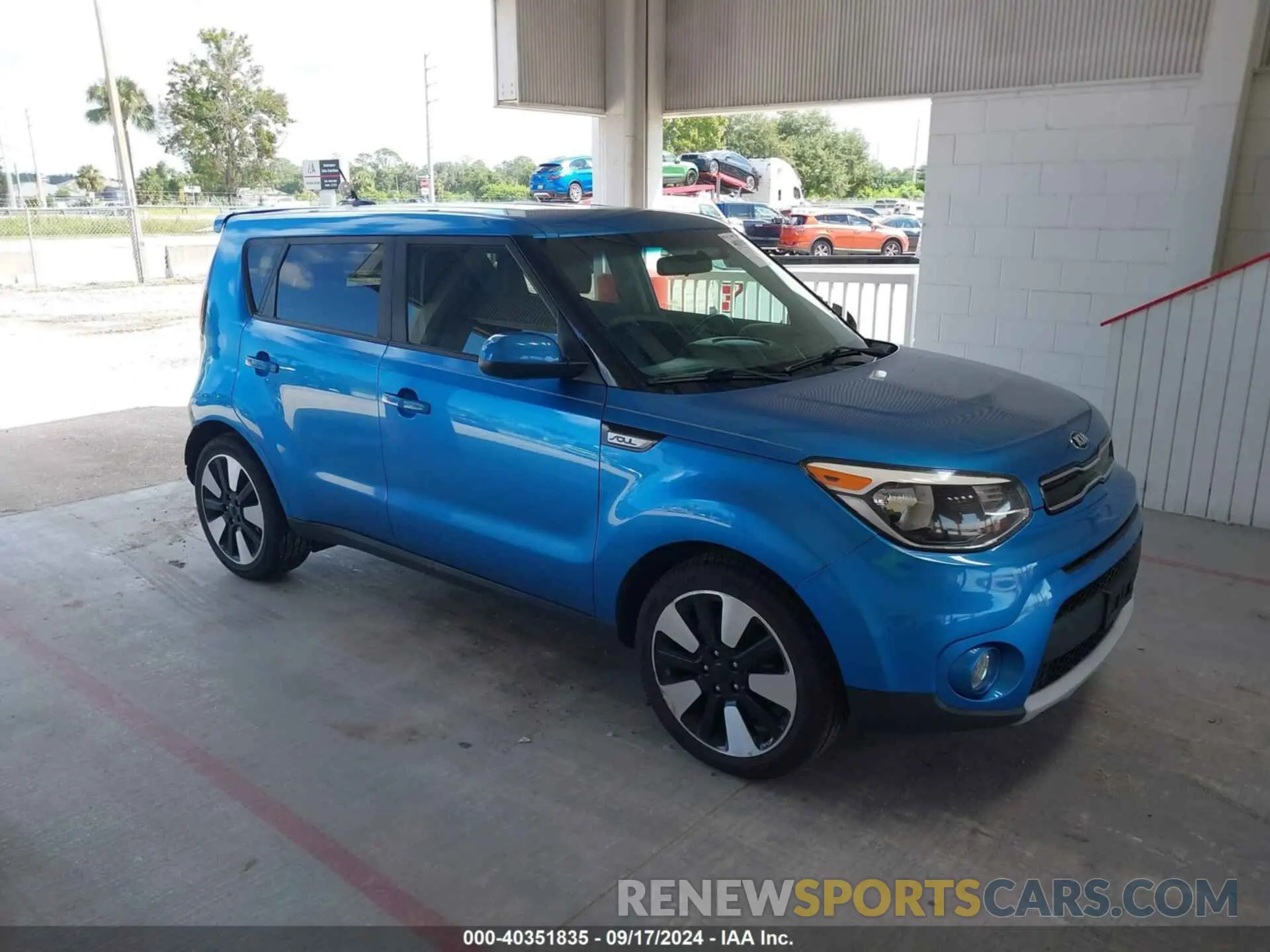 1 Photograph of a damaged car KNDJP3A5XK7633269 KIA SOUL 2019