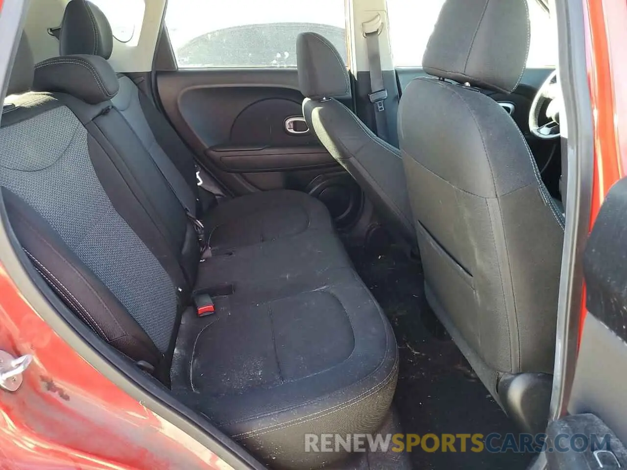 11 Photograph of a damaged car KNDJP3A5XK7656566 KIA SOUL 2019