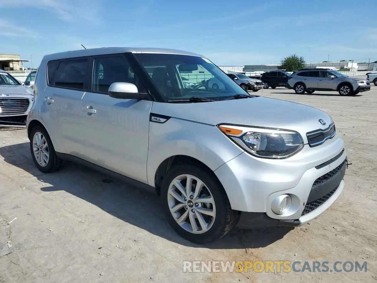4 Photograph of a damaged car KNDJP3A5XK7677319 KIA SOUL 2019