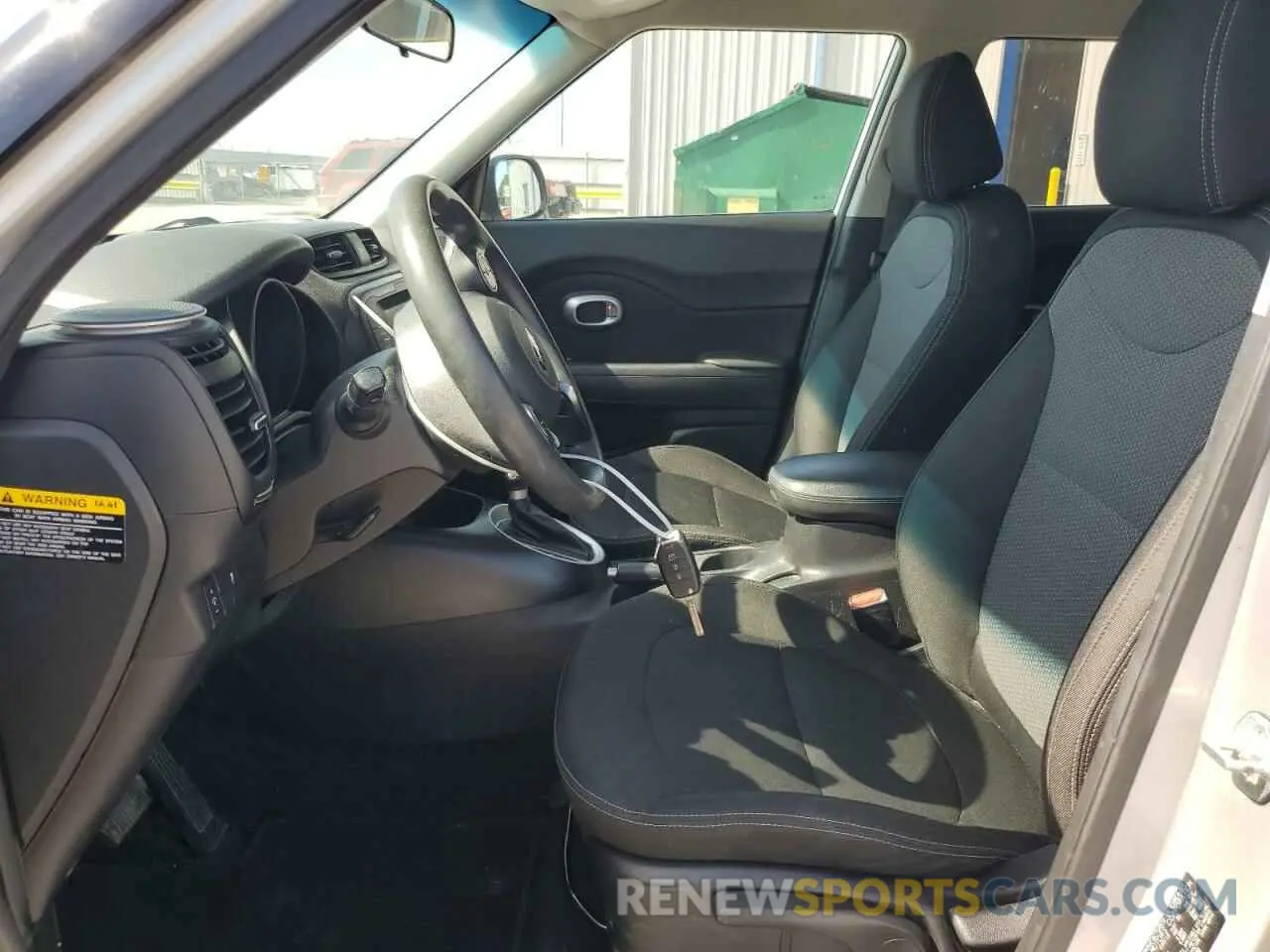 7 Photograph of a damaged car KNDJP3A5XK7677319 KIA SOUL 2019