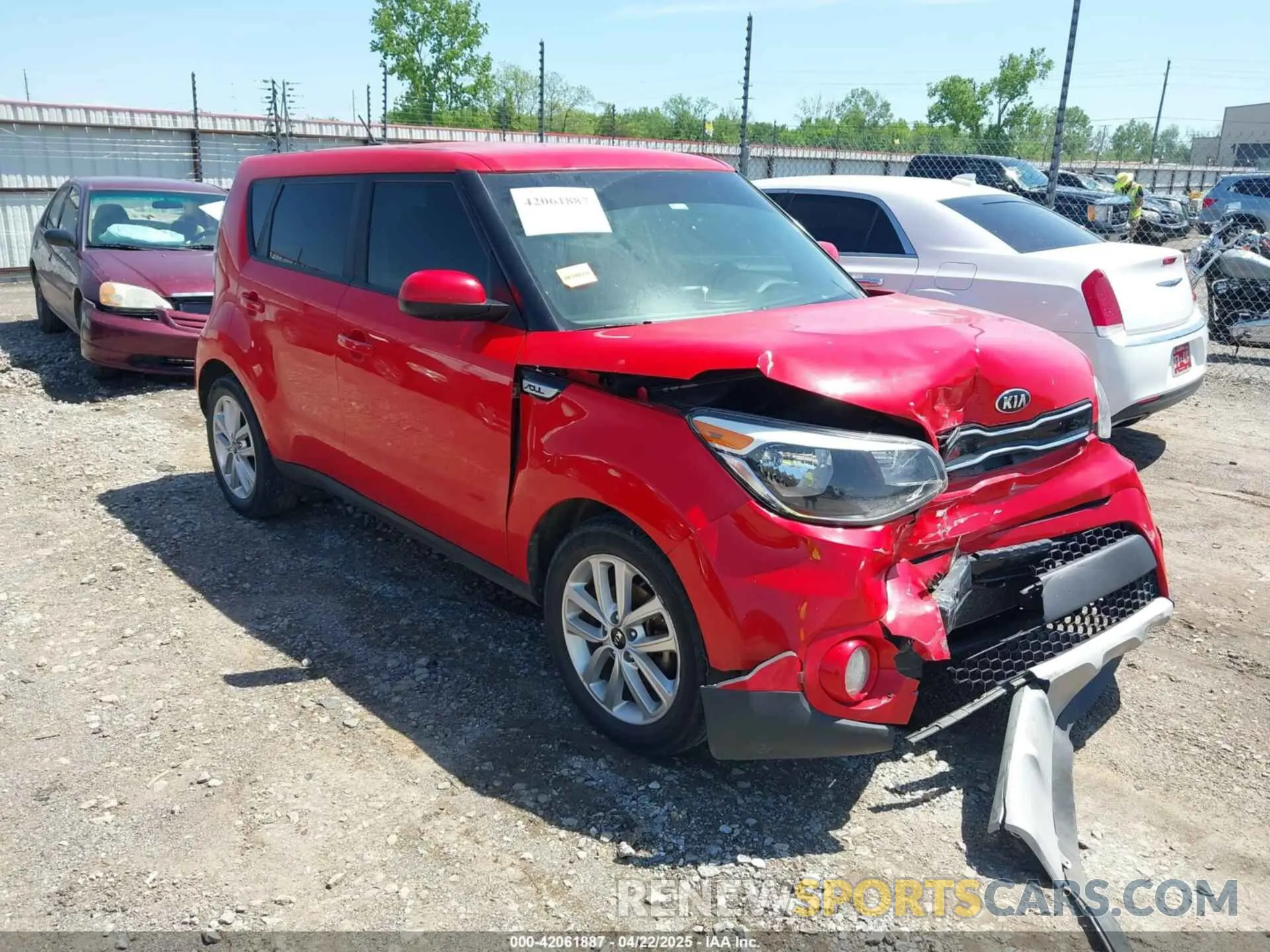 1 Photograph of a damaged car KNDJP3A5XK7692497 KIA SOUL 2019