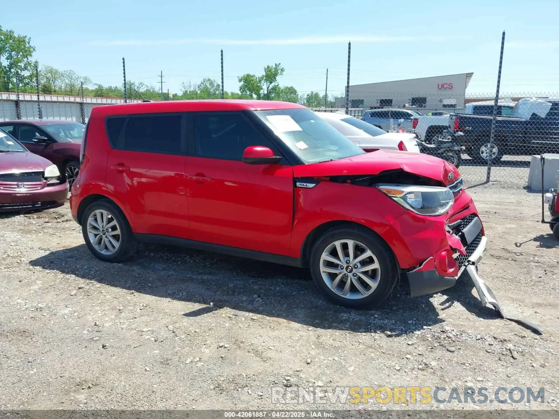13 Photograph of a damaged car KNDJP3A5XK7692497 KIA SOUL 2019