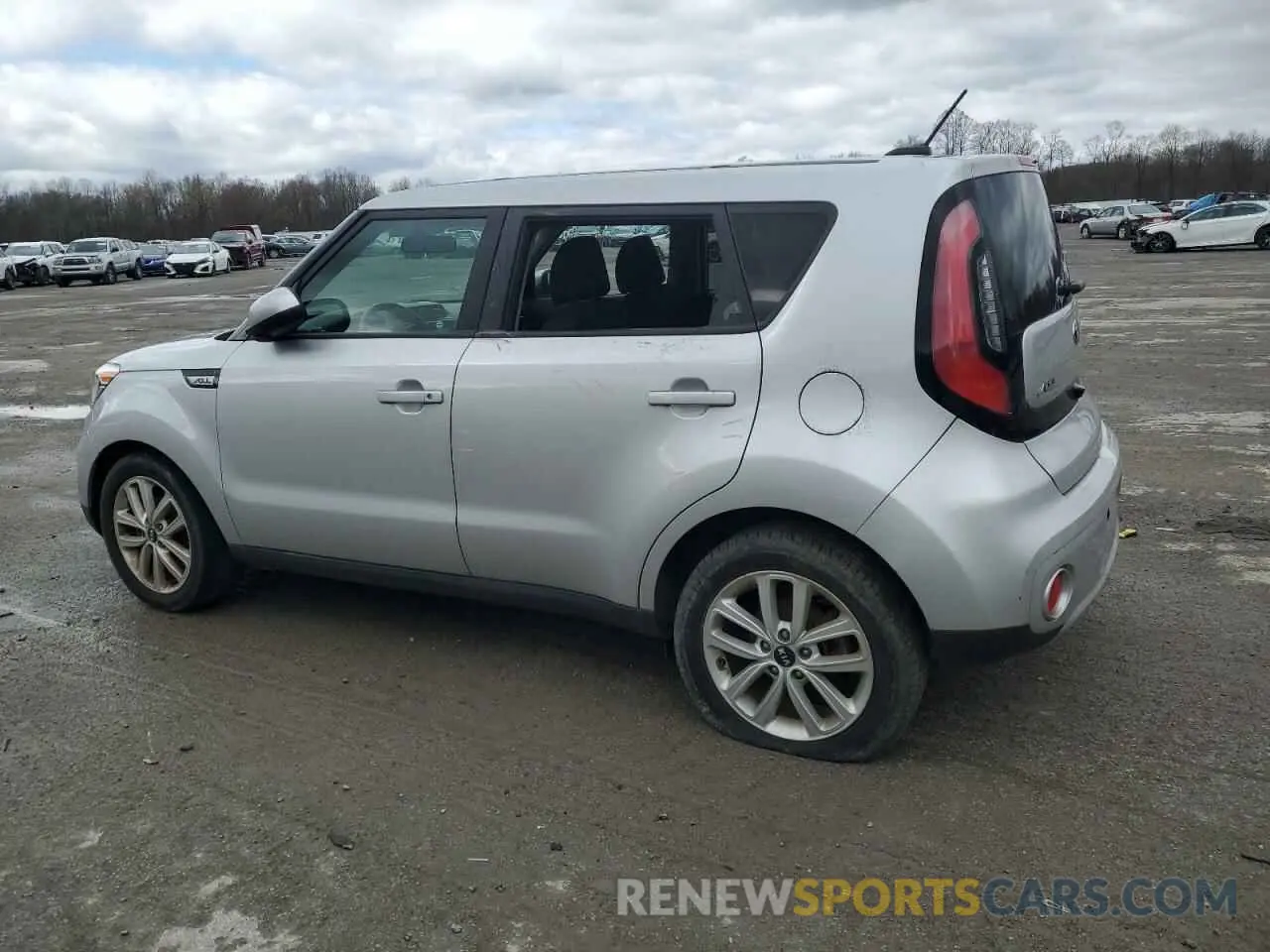 2 Photograph of a damaged car KNDJP3A5XK7698879 KIA SOUL 2019