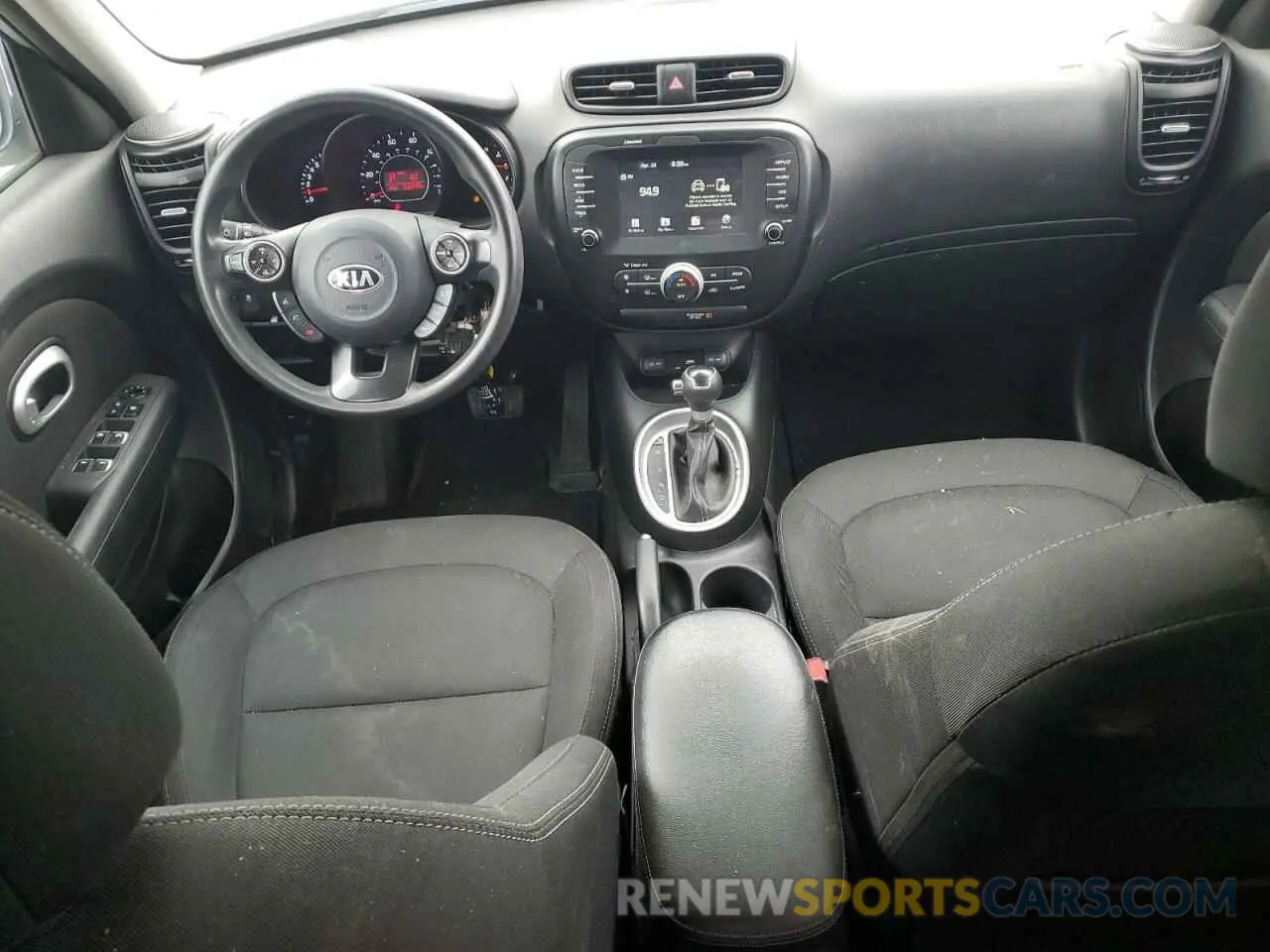 8 Photograph of a damaged car KNDJP3A5XK7698879 KIA SOUL 2019