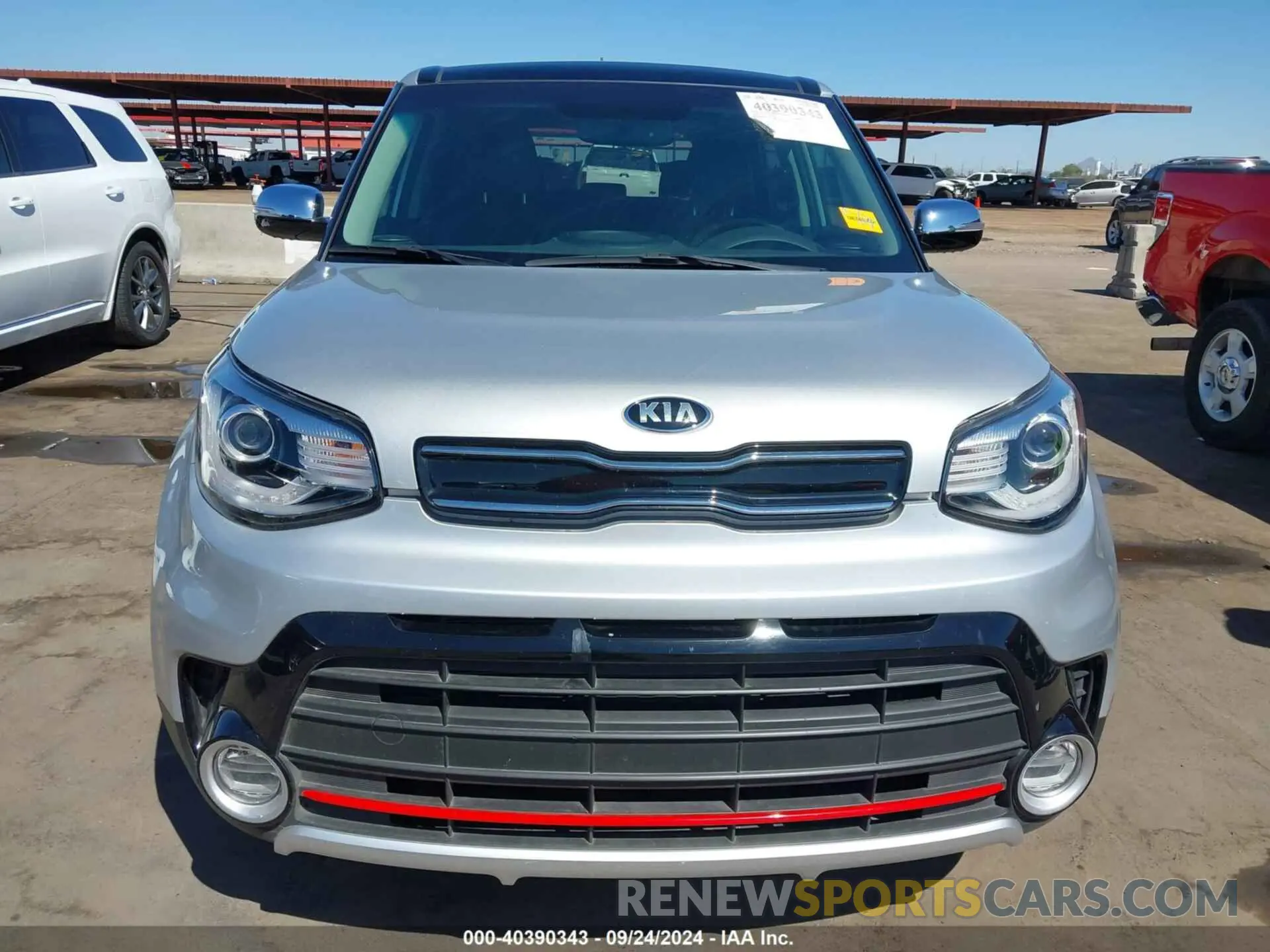 13 Photograph of a damaged car KNDJX3AA1K7694426 KIA SOUL 2019