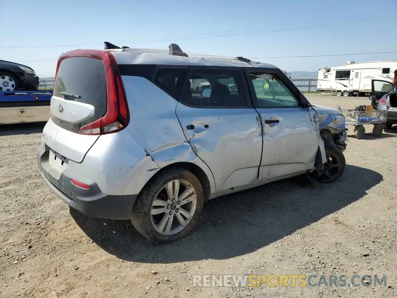 3 Photograph of a damaged car KNDJ22AU1L7021687 KIA SOUL 2020