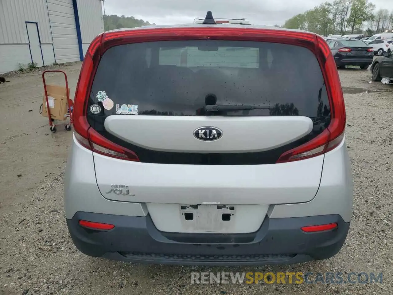 7 Photograph of a damaged car KNDJ22AU5L7099762 KIA SOUL 2020
